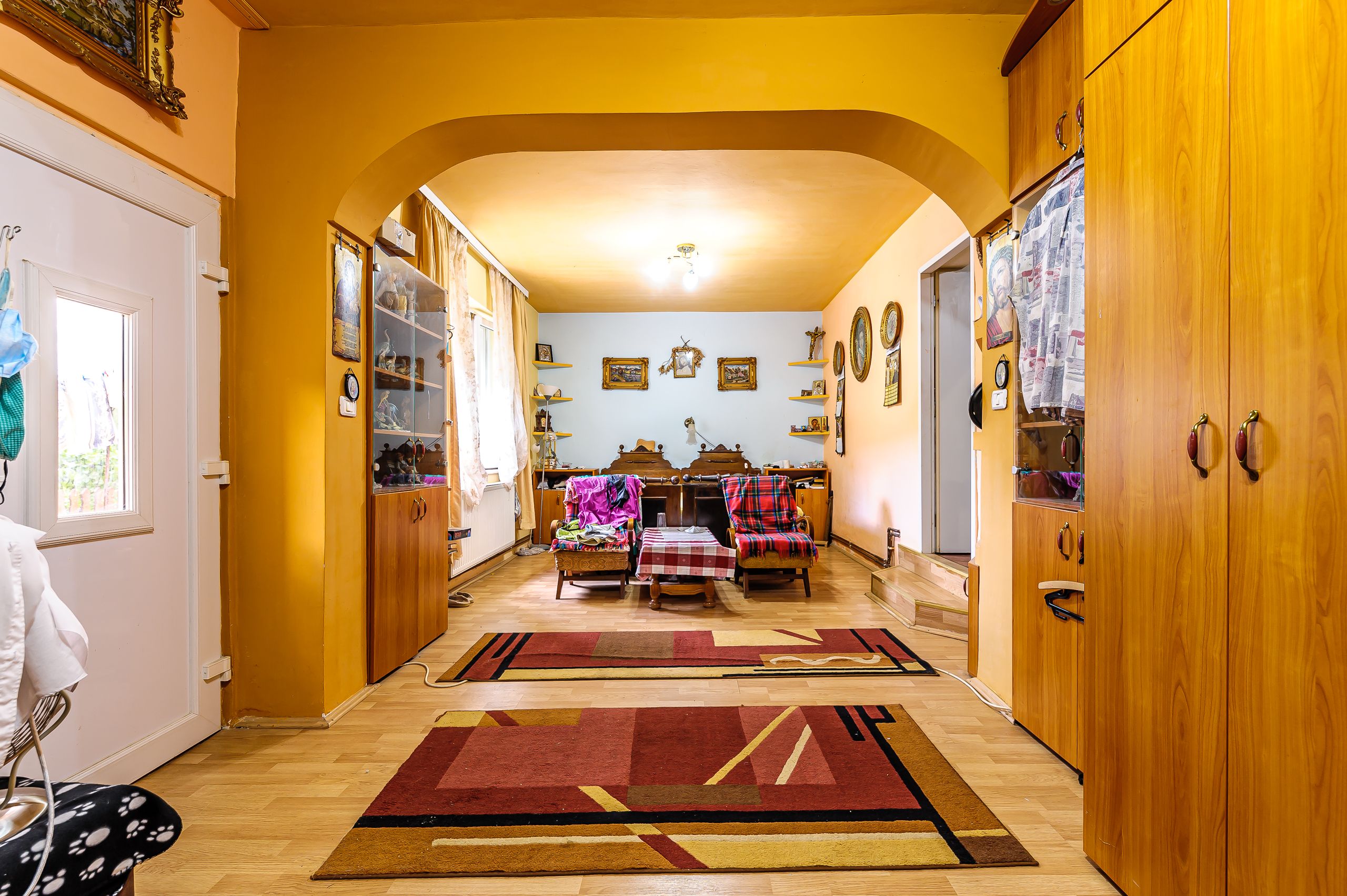 PROPRIETATE VÂNDUTĂ Casă conac cu 15.000 mp deal împădurit la Barațca, — fotografia 10