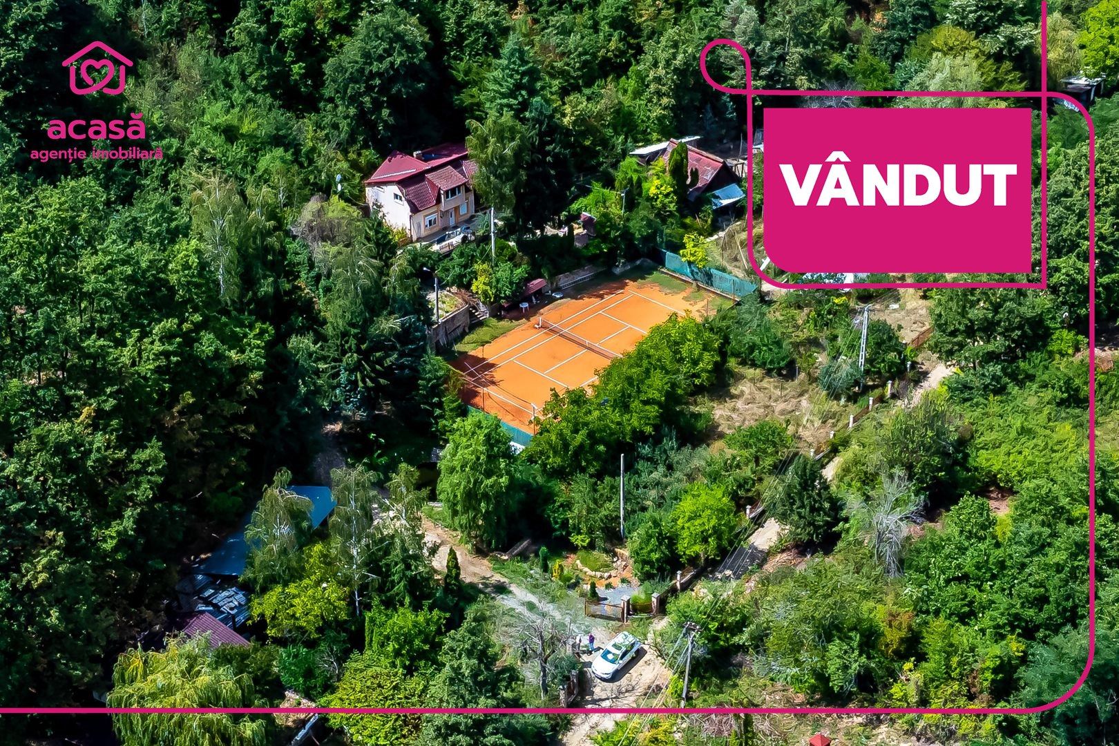 PROPRIETATE VÂNDUTĂ Casă conac cu 15.000 mp deal împădurit la Barațca,