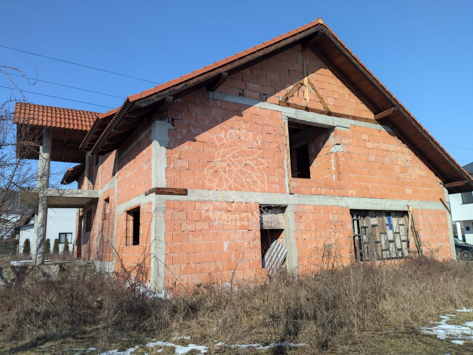 Casa/ Vila la Rosu- 365mp-1000 mp teren- regim P+1- Zona Viisoara