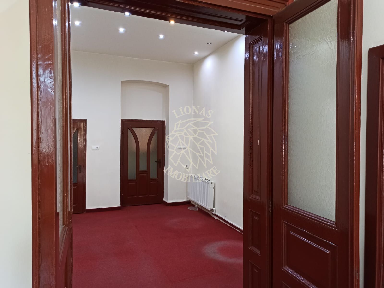 Spatiu birou 2 camere-60 mp-Zona Centrala Taxe si impozite