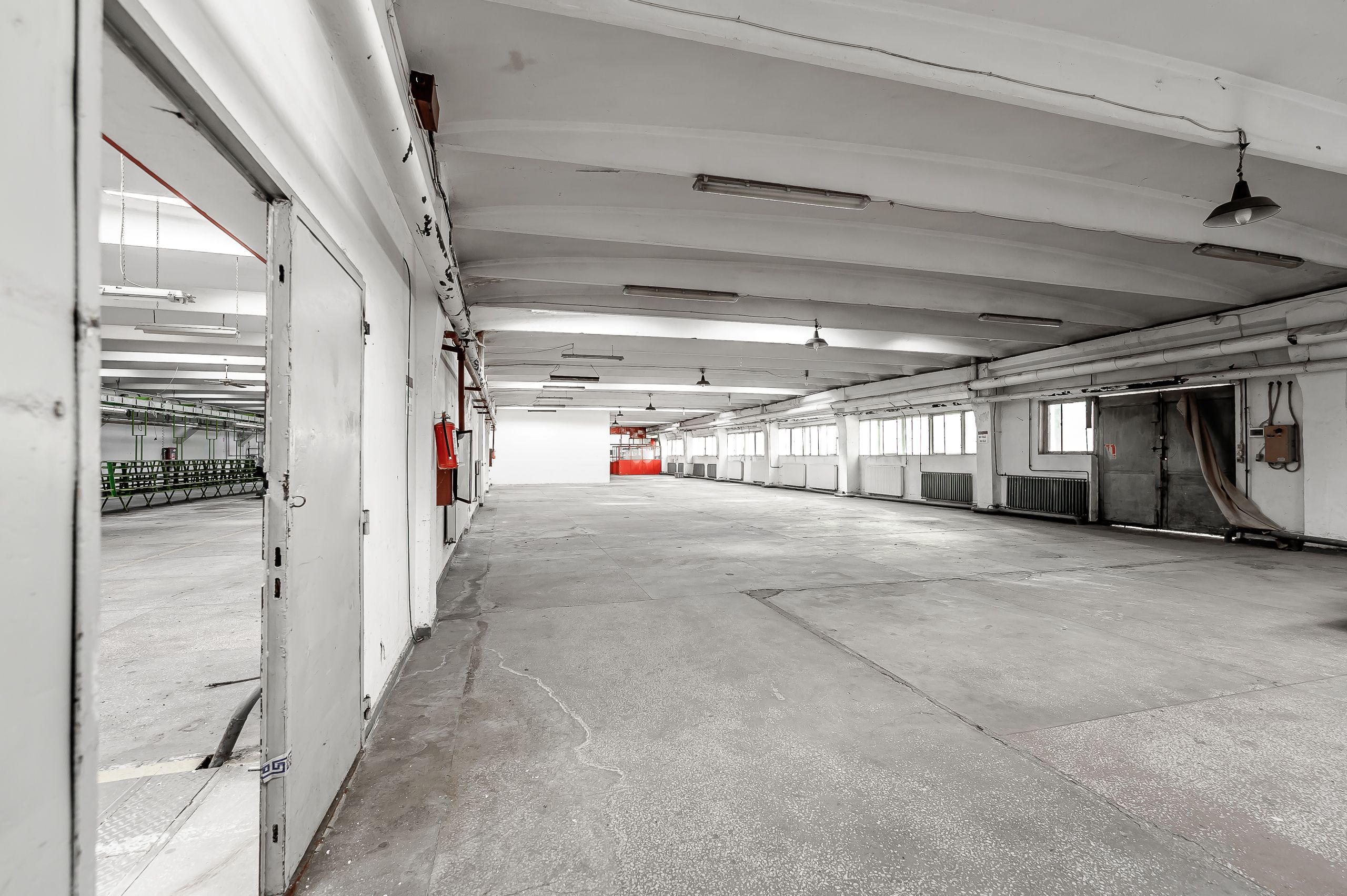 4.049 mp Hale industriale în Arad, aproape de A1 — fotografia 5