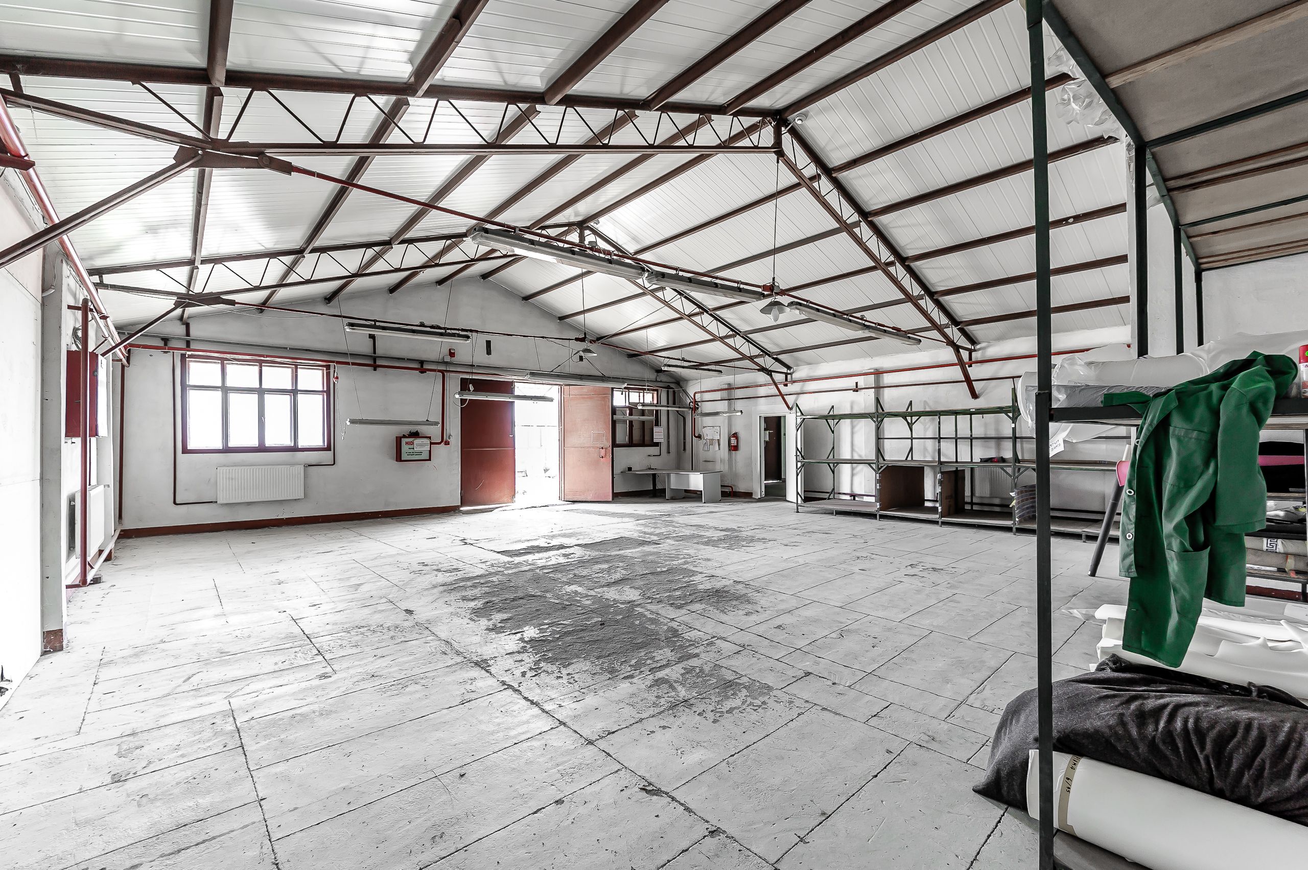 4.049 mp Hale industriale în Arad, aproape de A1 — fotografia 8