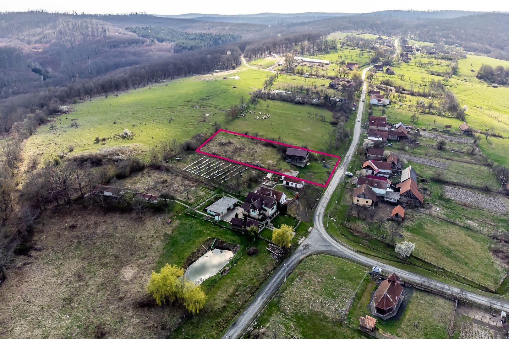 Cabană pe 3 niveluri - zonă spectaculoasă - Pătârș - COMISION 0%