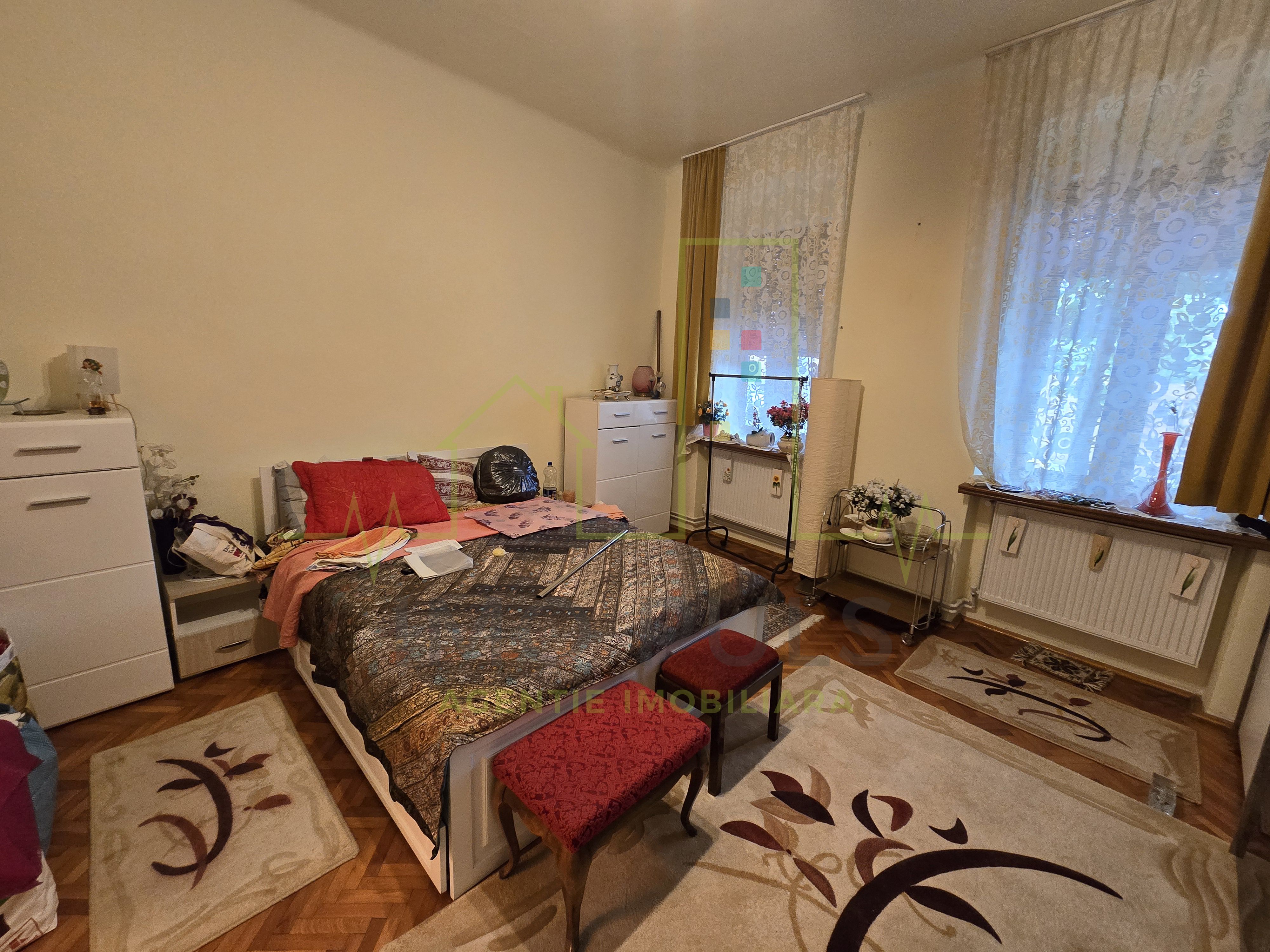 Elisabetin. Disponibila imediat....