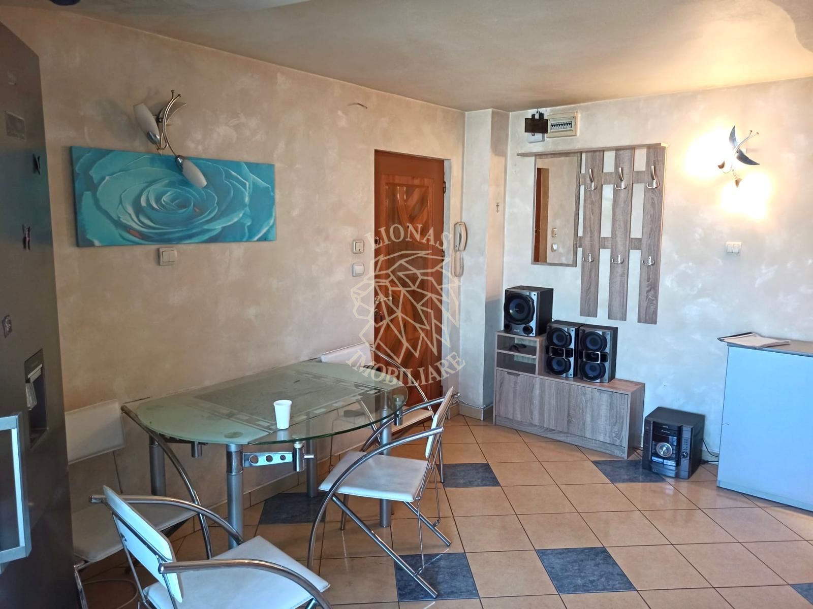 Apartament cu mansarda 4 camere 100 mp-dressing-mobilat-Imparat Traian