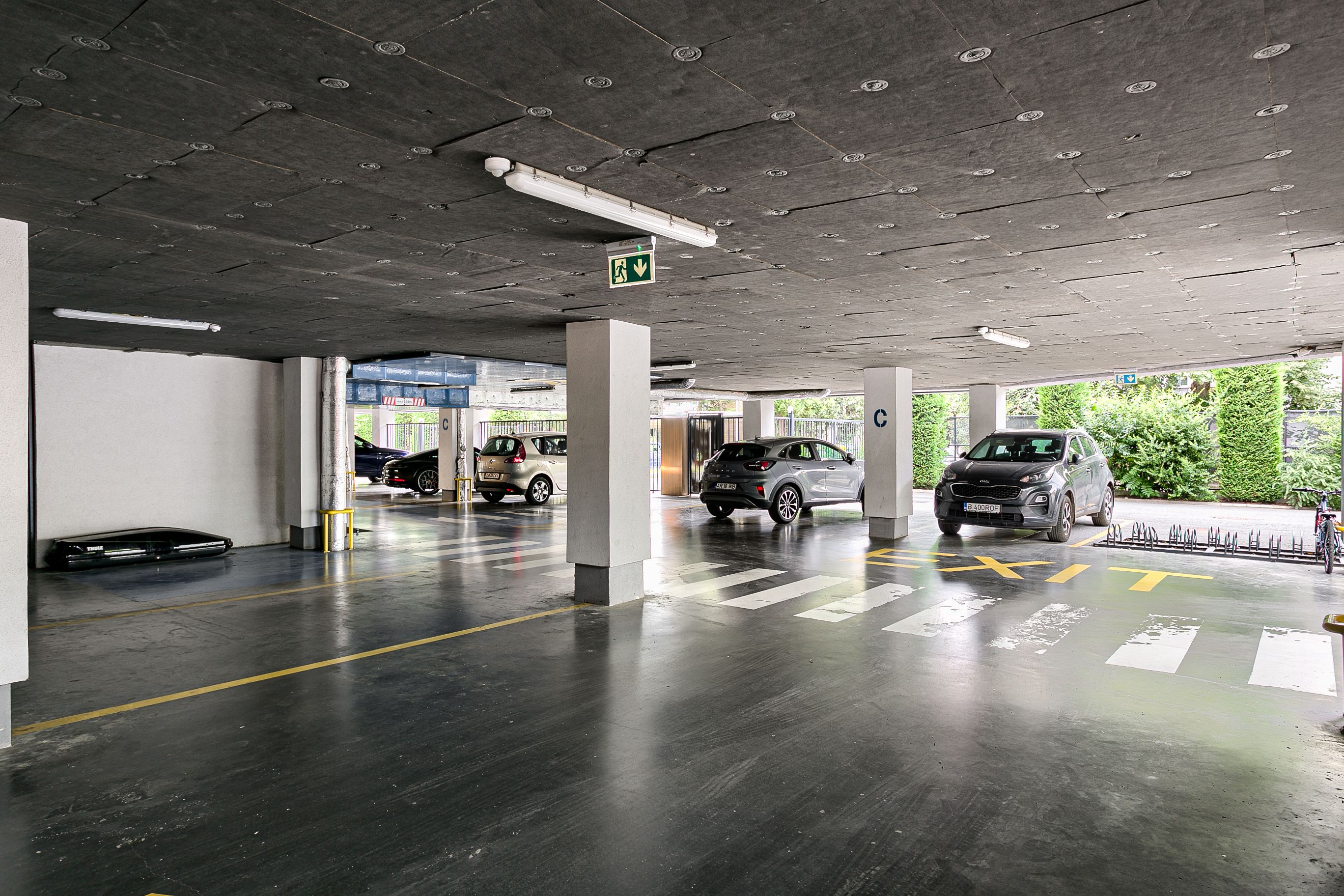 Spațiu de birouri ultracentral de închiriat – Arad Plaza, cu parcare — fotografia 7