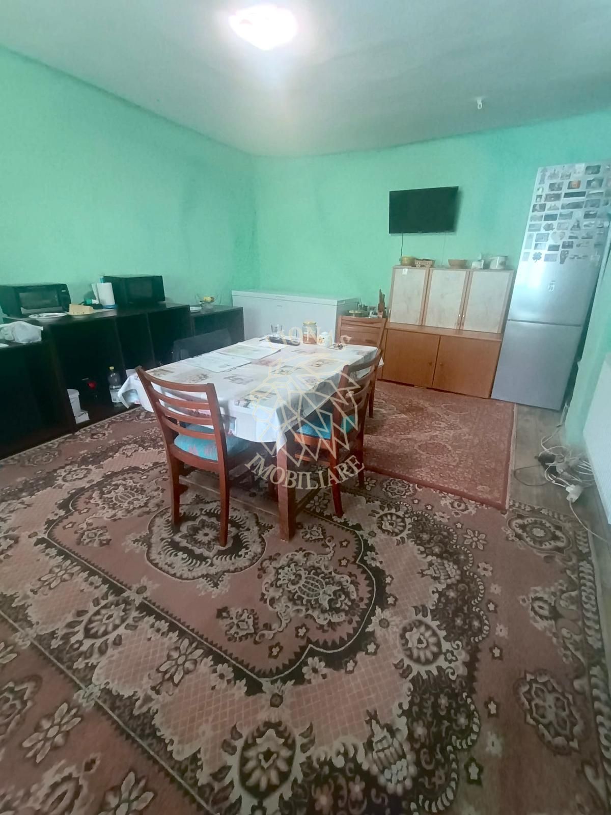 2 Case 100 mp -teren 3576mp-livada-garaj-Enciu 37 km de Bistrita