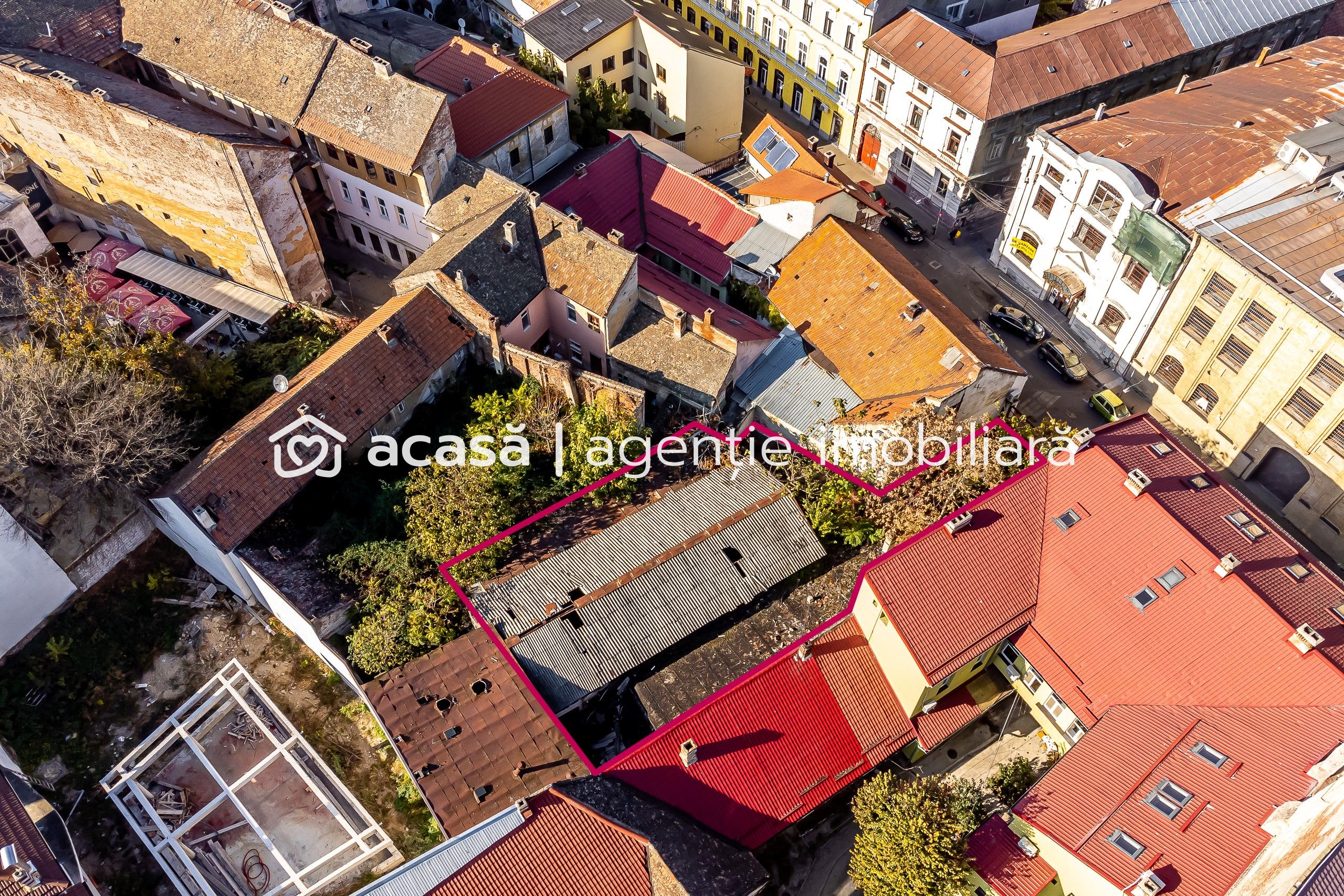 Kiváló elhelyezkedésű központi telek Arad szívében!