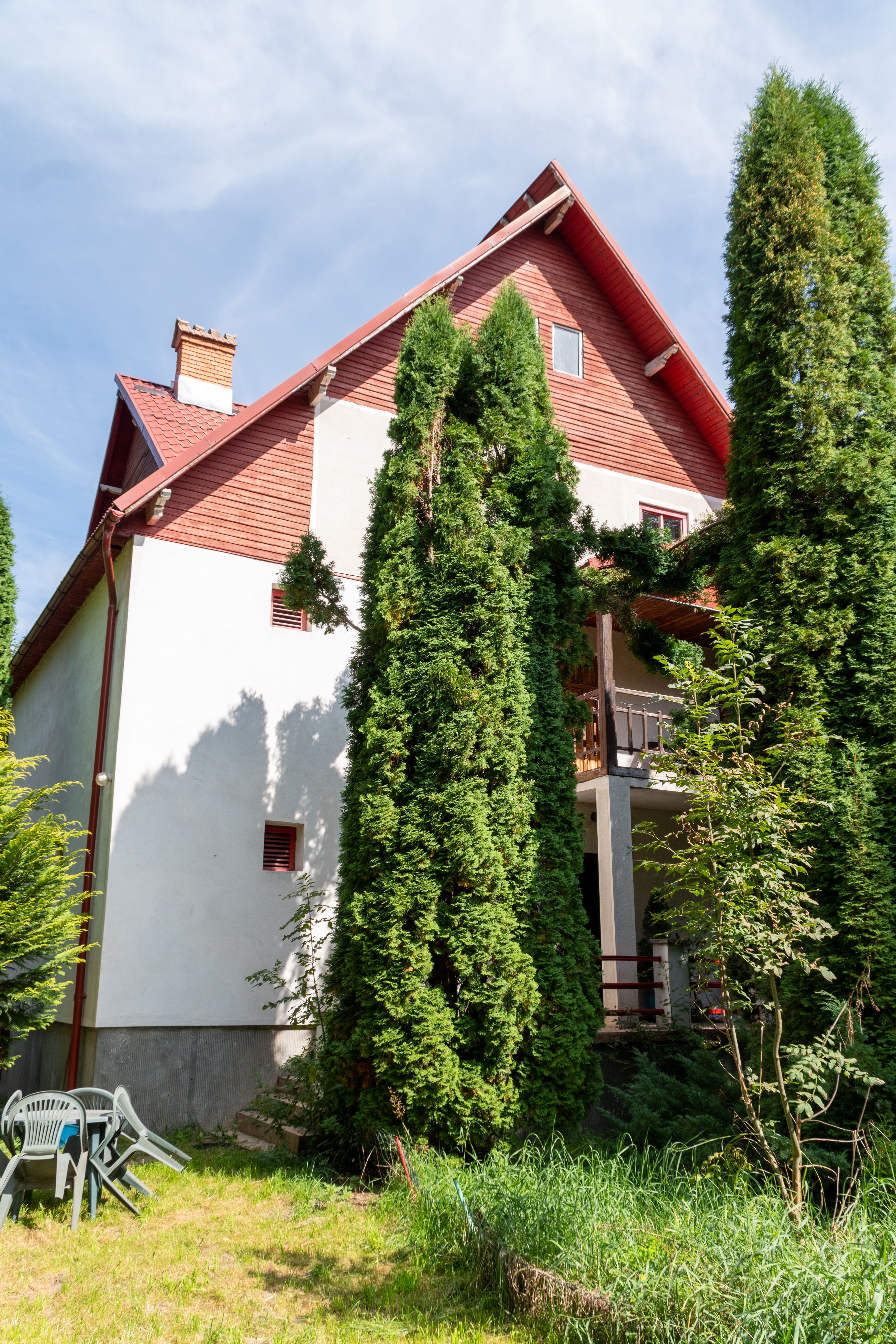 CASA MOIECIU DE JOS