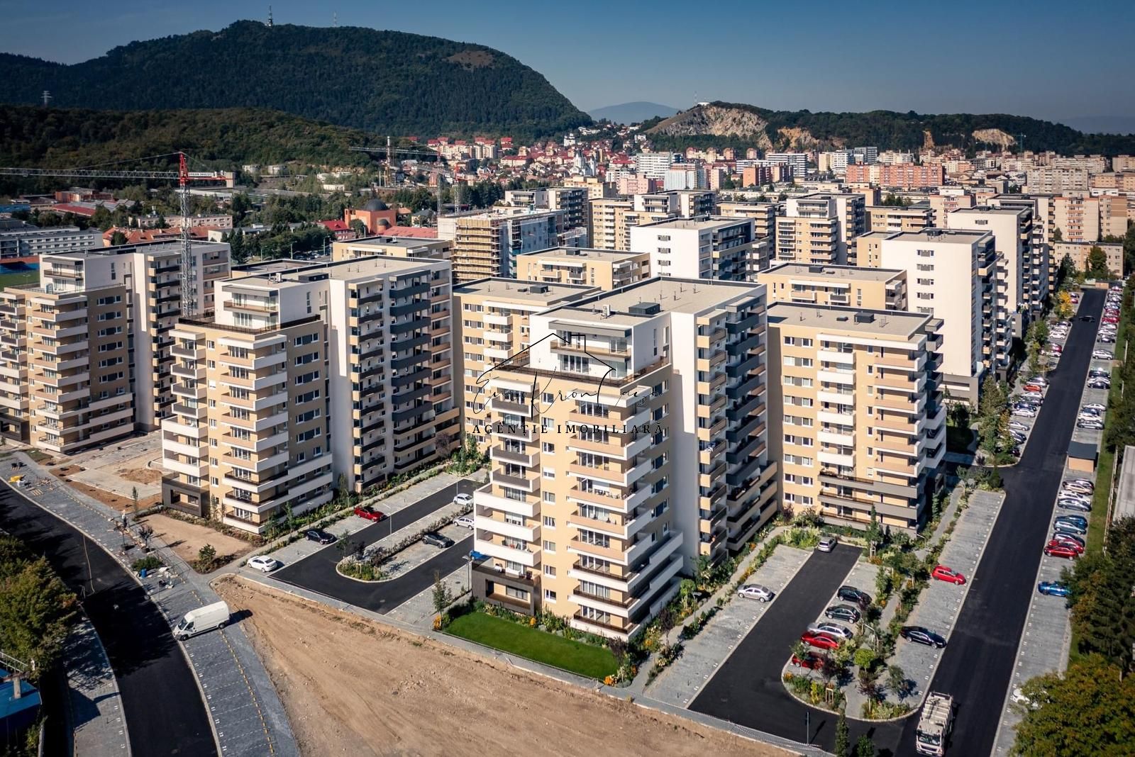 Apartament cu 2 camere decomandat, Urban Plaza