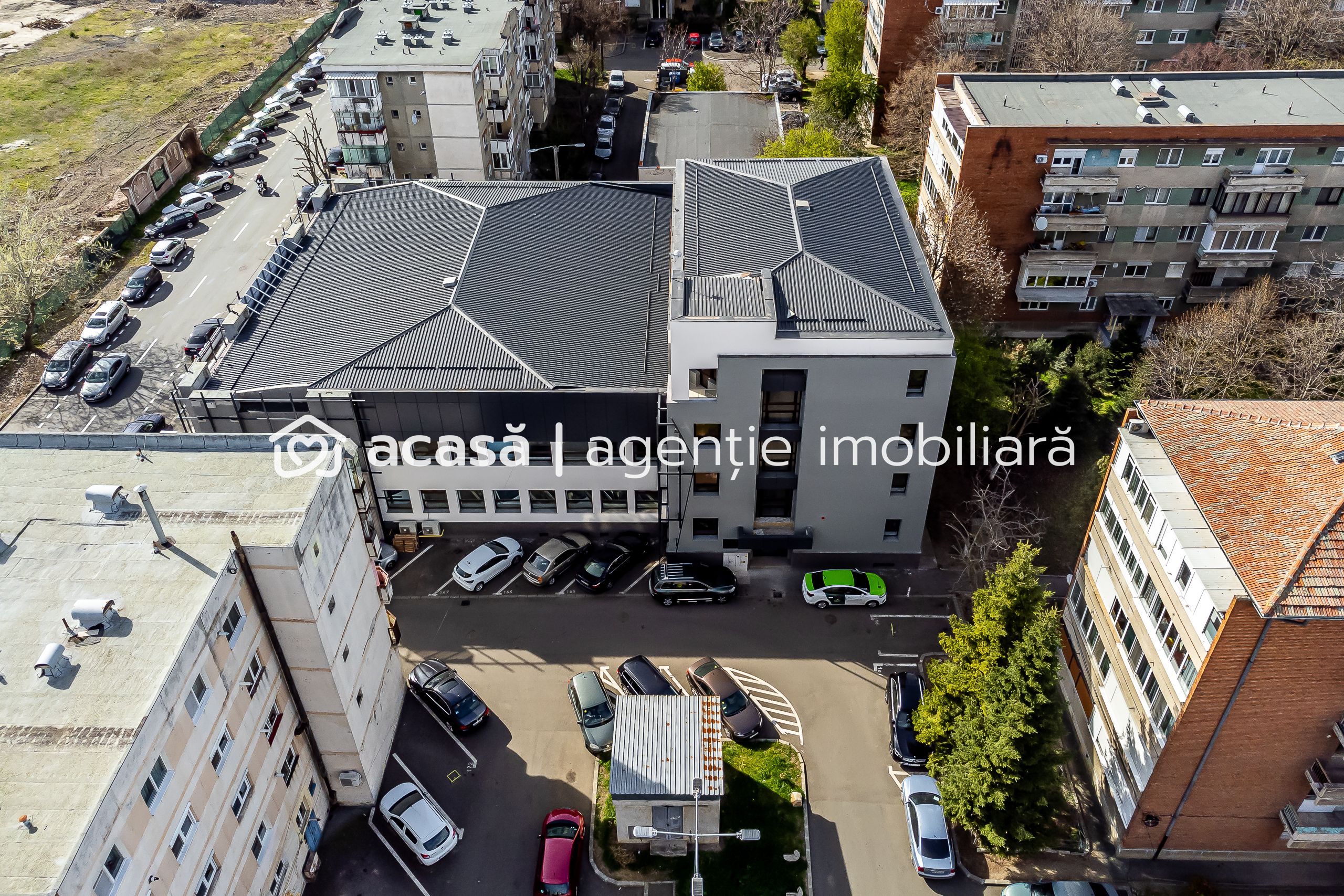 Kiadó prémium irodaház Aradon