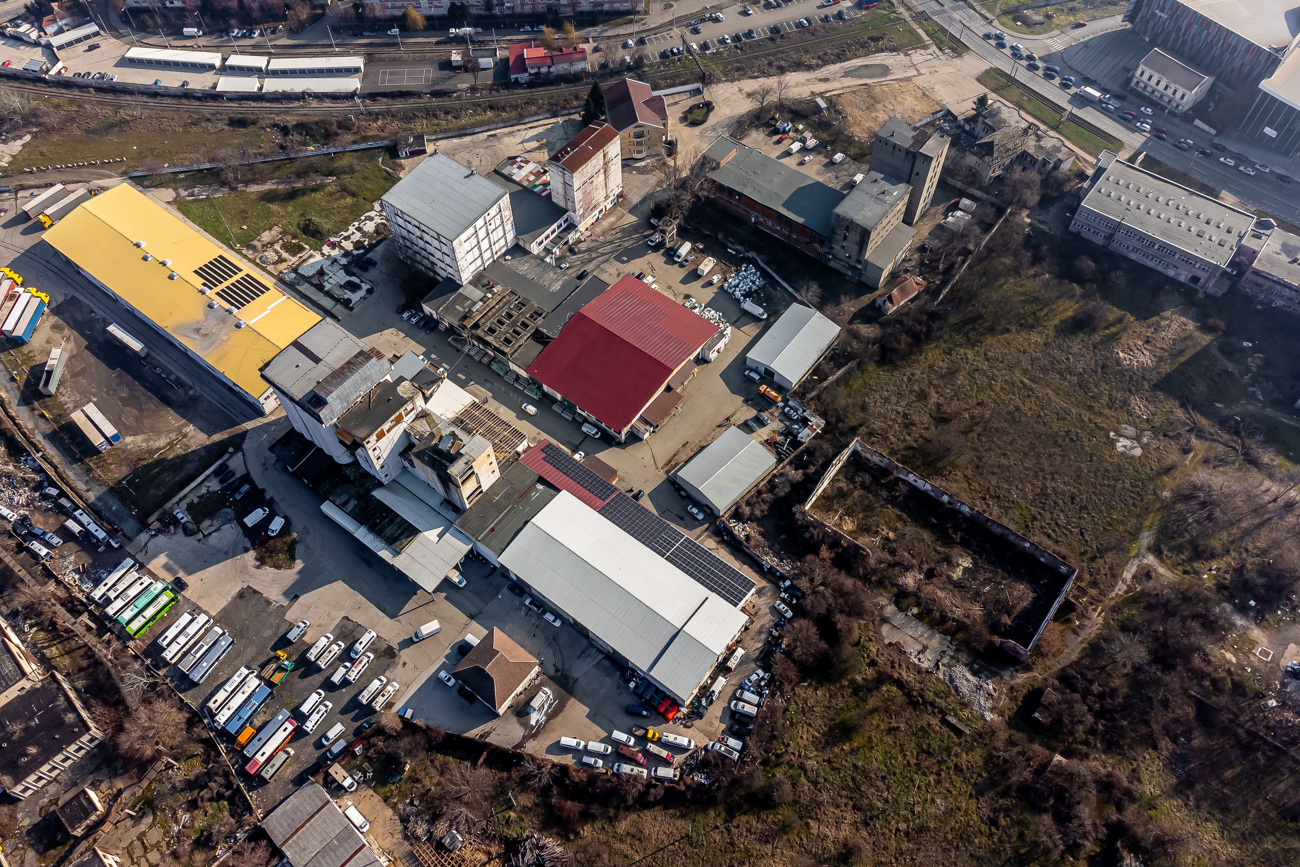 Platforma industriala 3552 mp hale beton si 9883 mp teren — fotografia 7