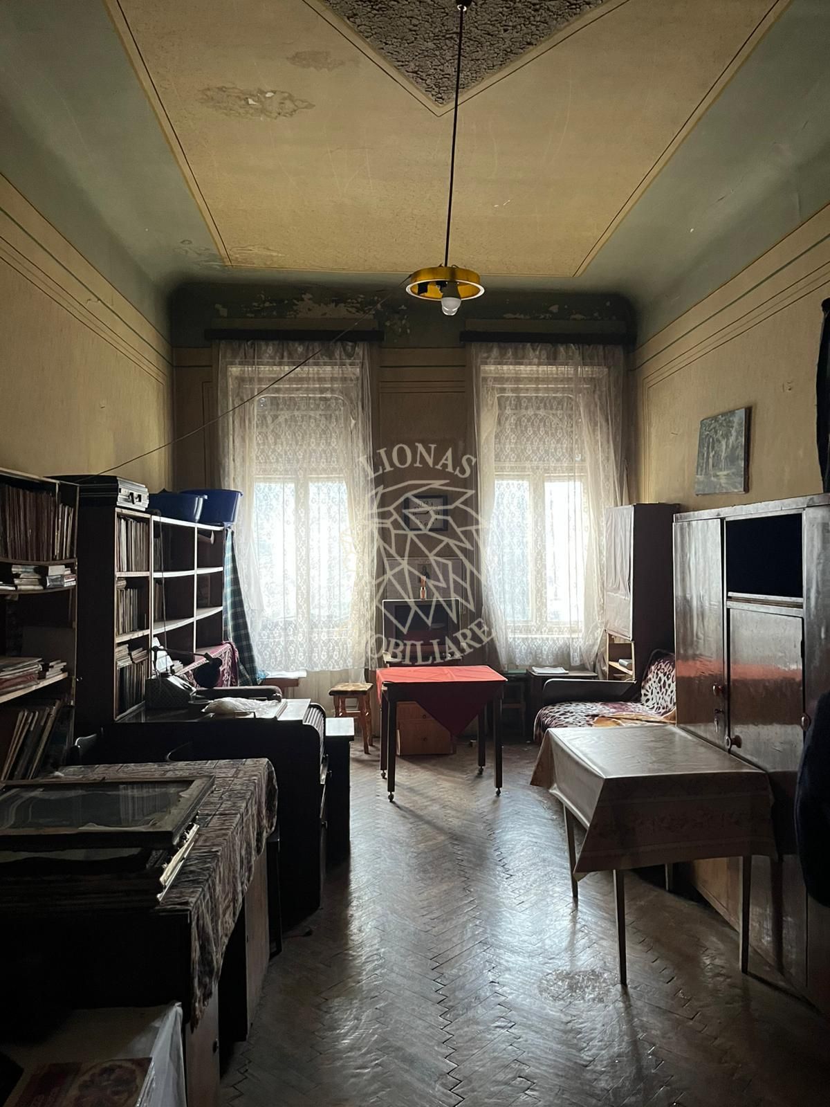 Oportunitate investitie! Apartament 190 mp total-et 1-Ultracentral