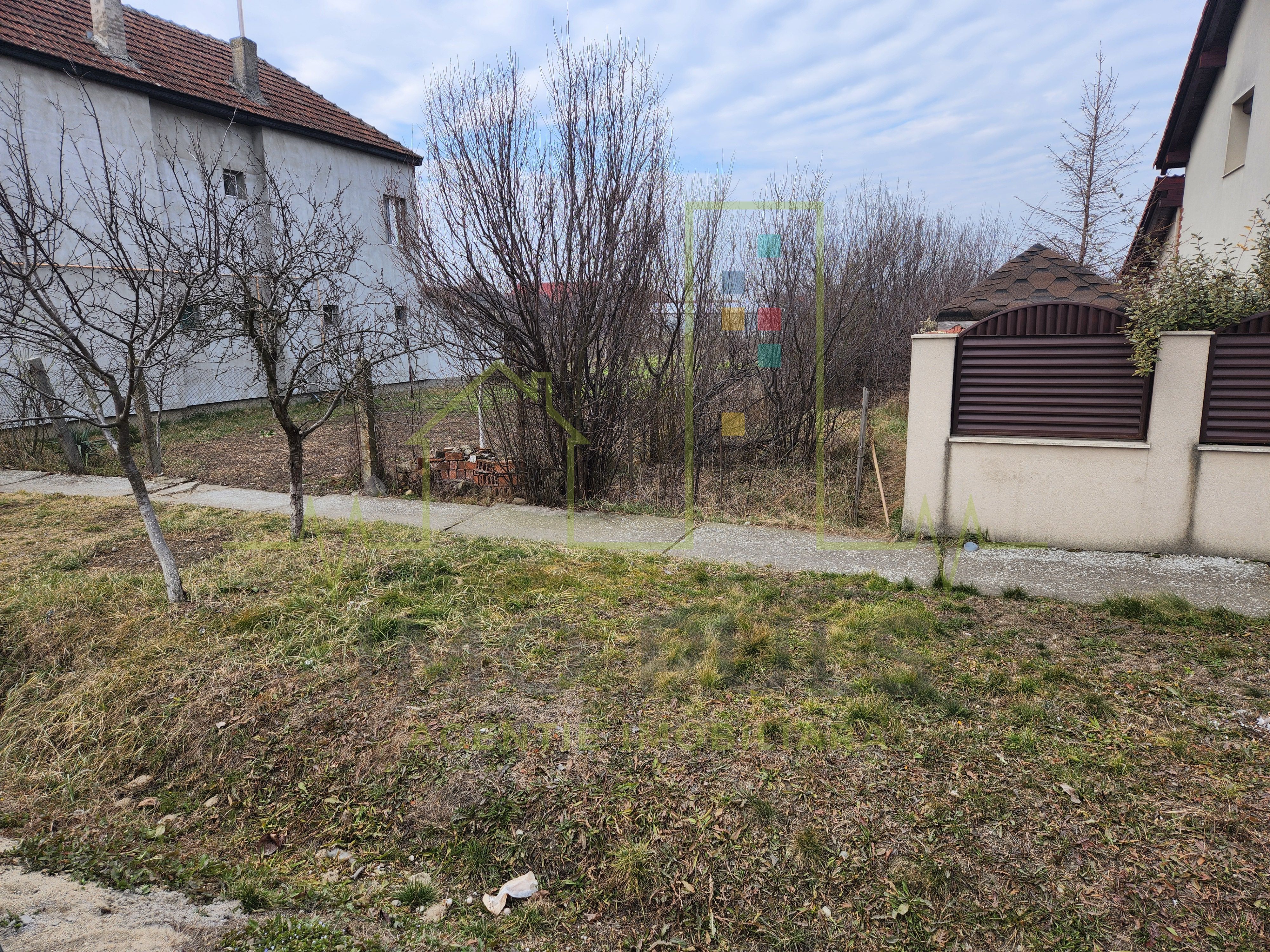 Teren de vanzare. Sacalaz. Vatra...