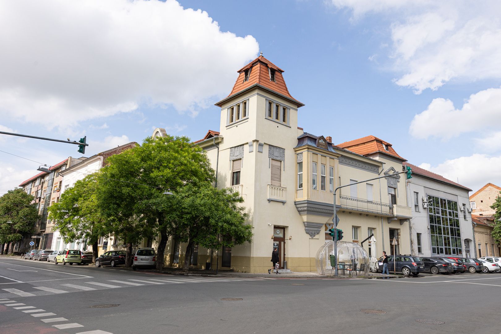 Ritkaság! Lakás a Mărășesti és az Episcopiei utcák találkozásánál!