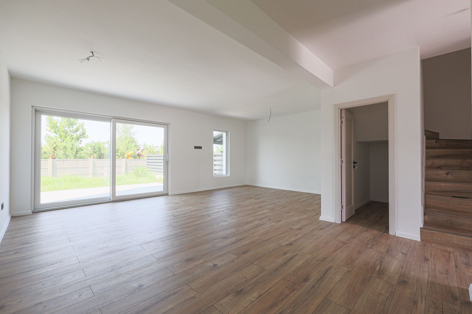 Új 4 szobás, smart & eco ház –120m2– Green Village, Gáj negyed, Arad