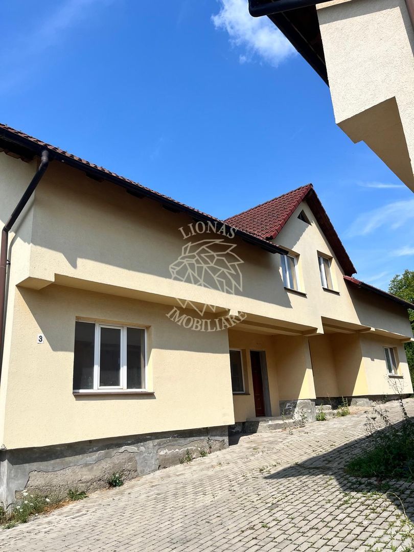 Casa 4 camere-teren 256 mp-balcon-Zona Valea Budacului