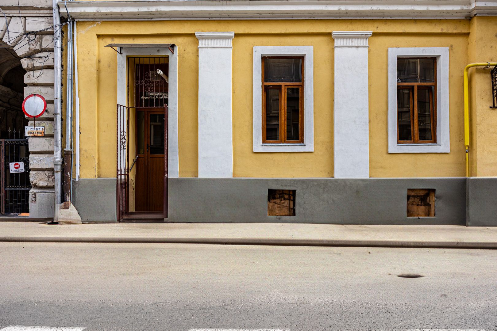 Spațiu comercial strada Episcopiei nr 1, Pregătit pt afacerea ta! — fotografia 2