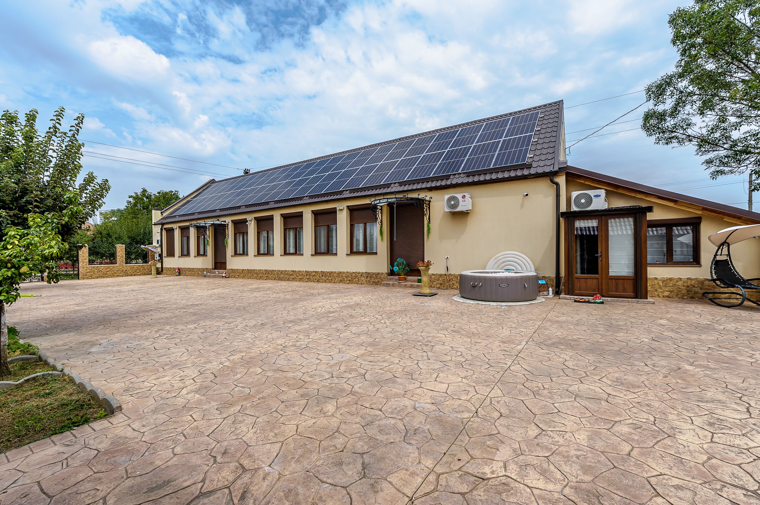 Rezervat Proprietate de vis cu teren 2.880 mp și facilități PREMIUM — fotografia 10