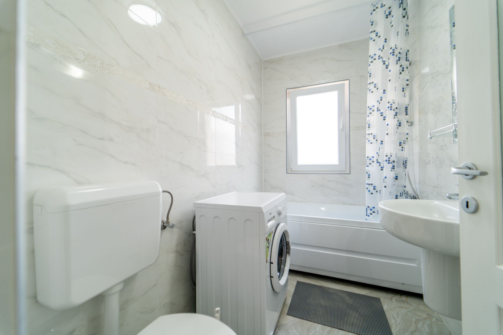 Apartament modern, pe str Tudor Vladimirescu Arad — fotografia 7