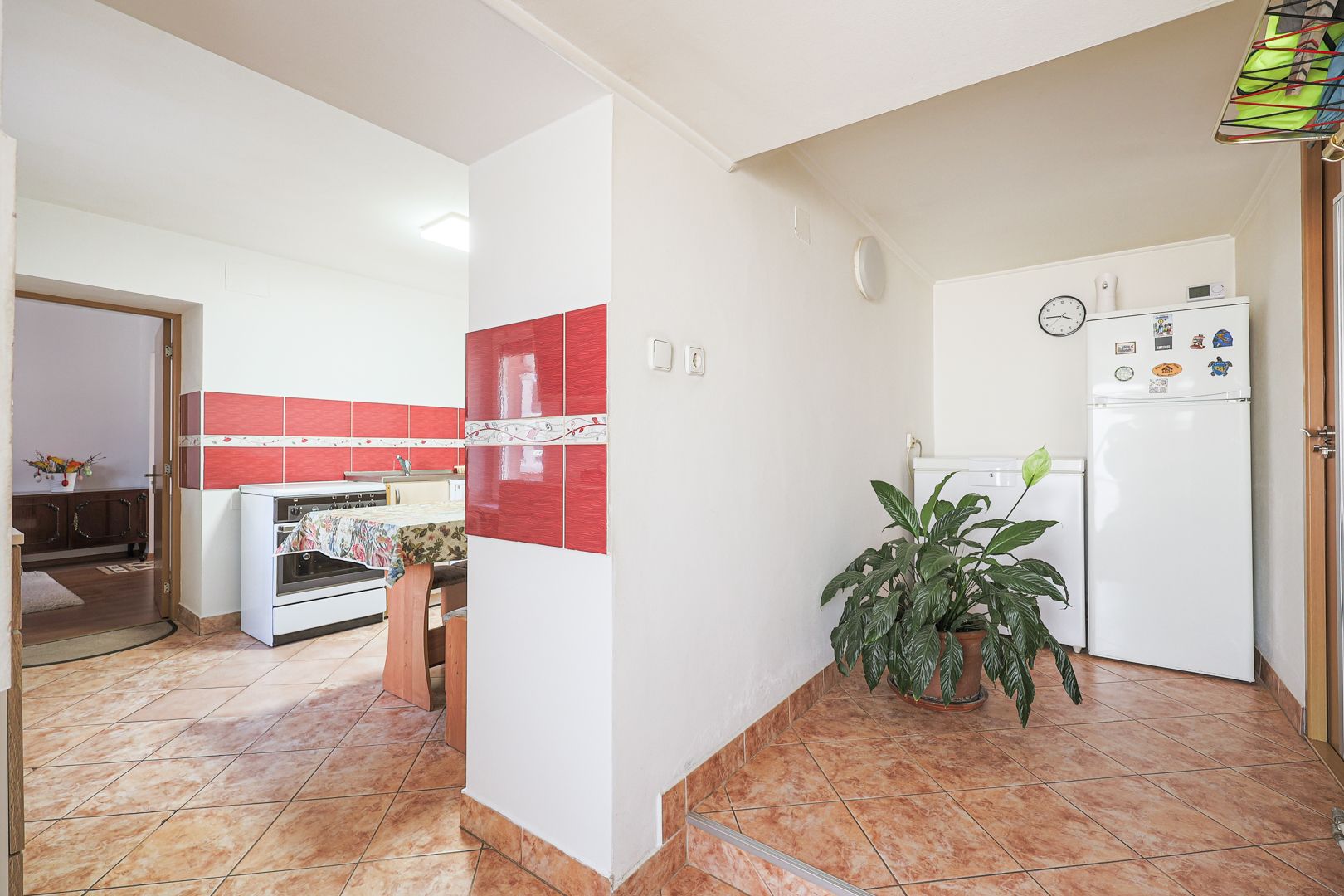 Preț redus! Casă în localitatea Turnu — fotografia 8