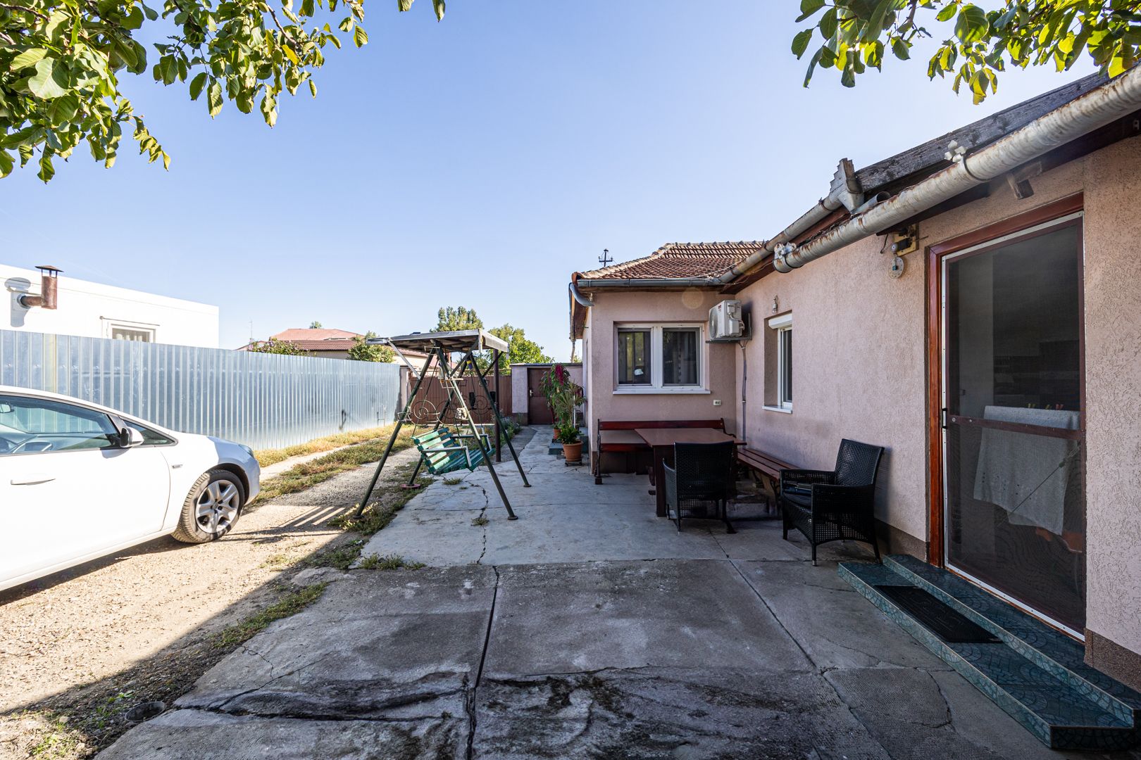 Preț redus! Casă în localitatea Turnu — fotografia 9