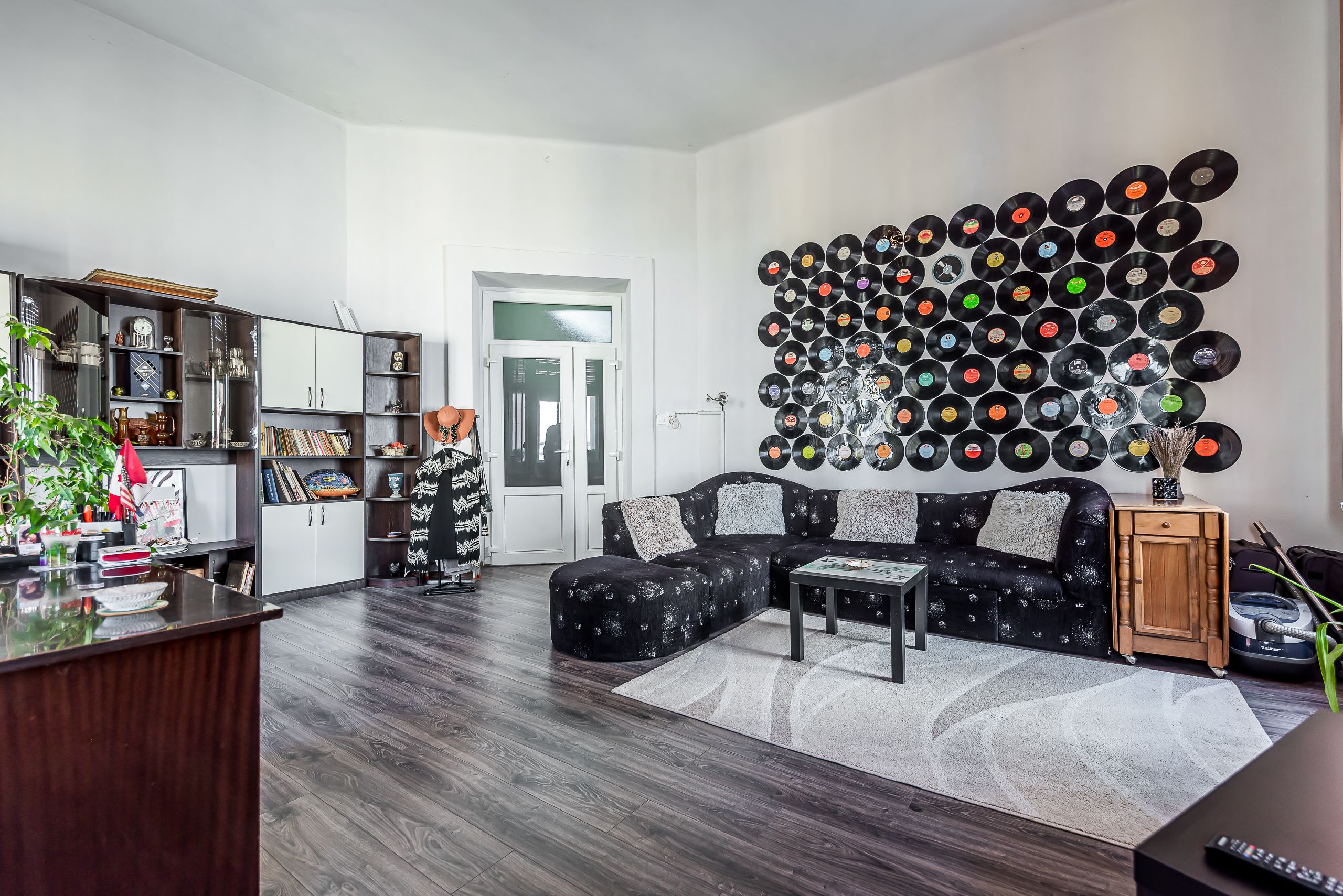 Apartament cu 2 camere în Palatul Bohuș - 0% COMISION — fotografia 3
