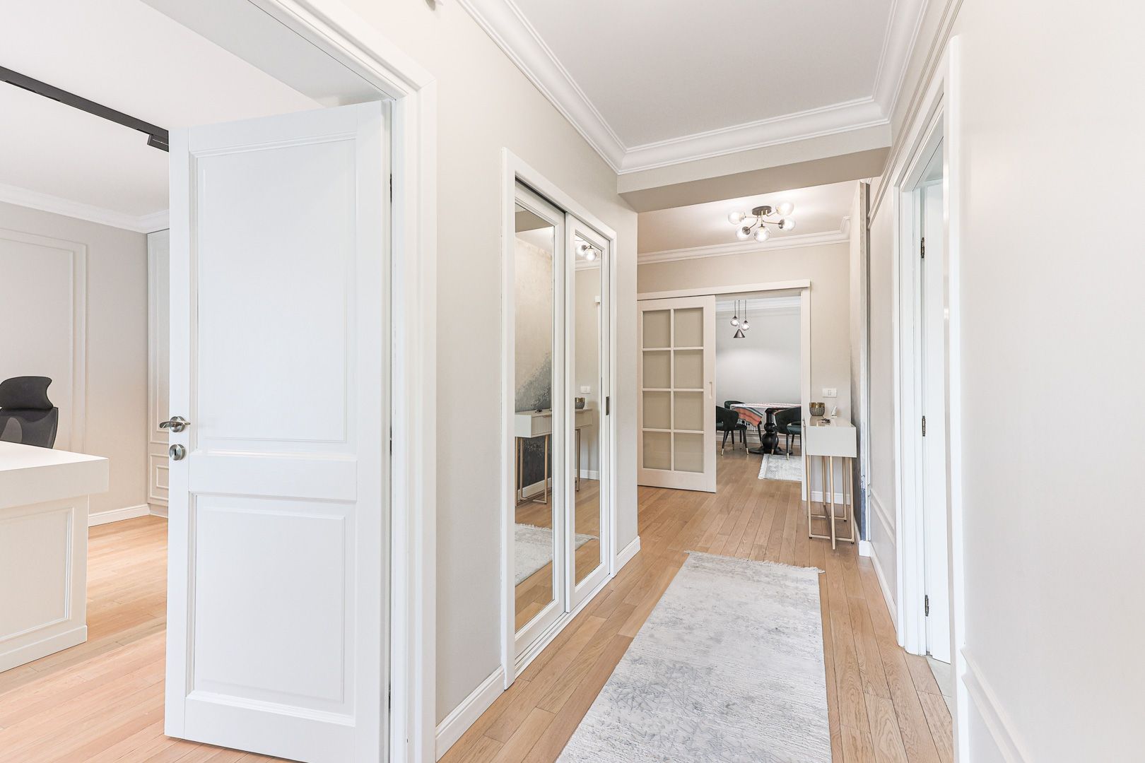 Casă premium în Subcetate, construcție nouă finisaje de lux Comision 0 — fotografia 9