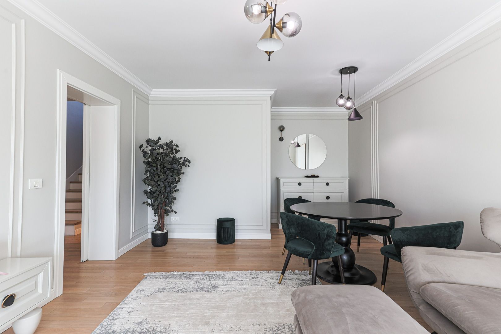Casă premium în Subcetate, construcție nouă finisaje de lux Comision 0 — fotografia 3