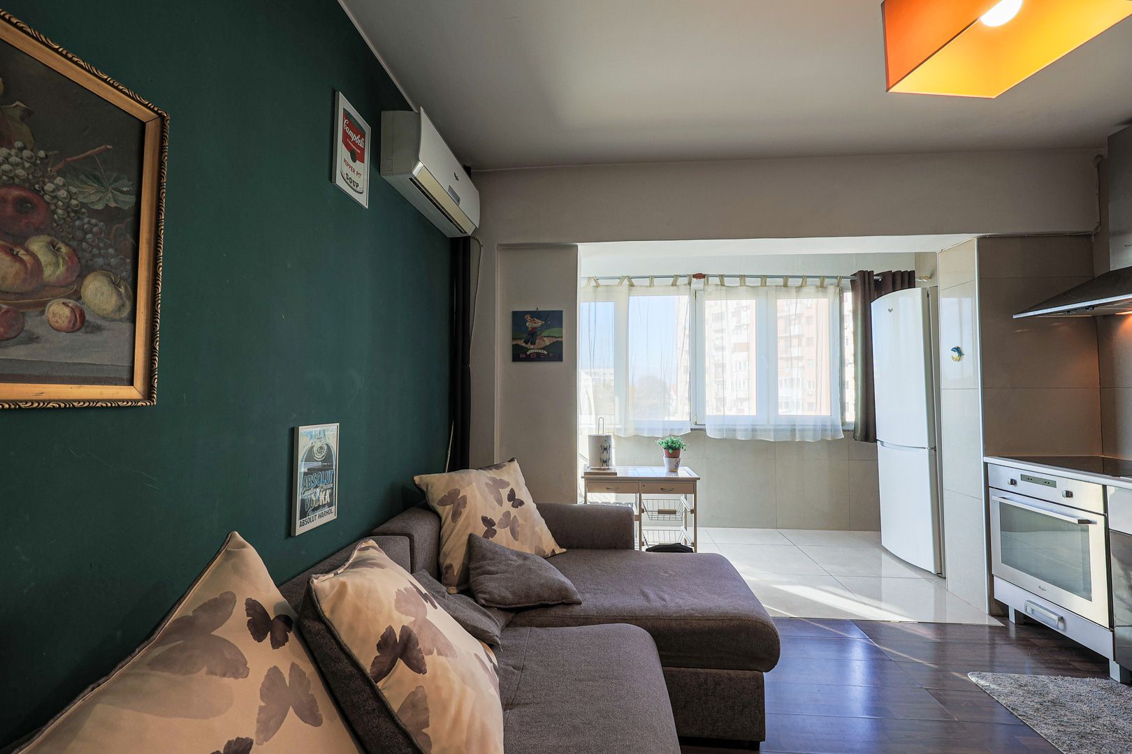 Apartament mobilat și utilat în Piața Spitalului - investitie sigura! — fotografia 5