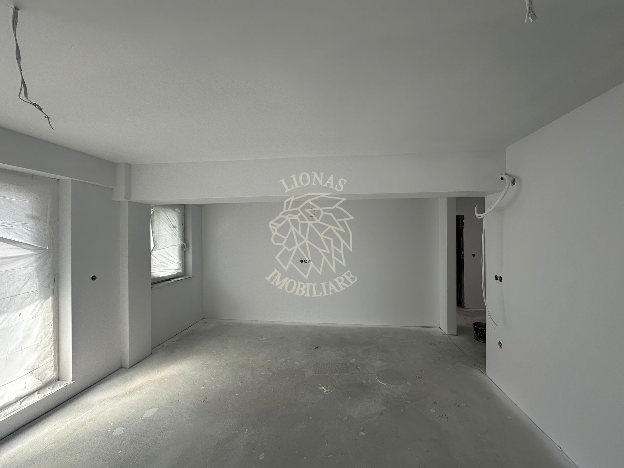 Apartament Nou Finisat 2 camere-balcon 9 mp-etaj 1-Zona Libertatii