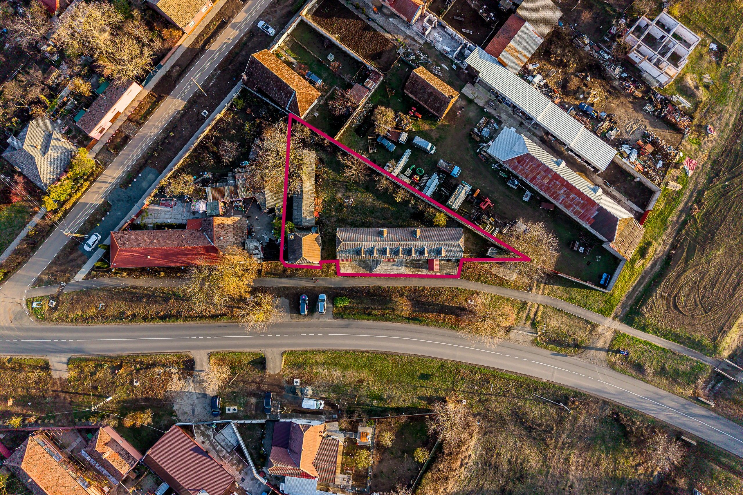Clădire potrivită pentru proiecte educaționale sau de îngrijire — fotografia 9