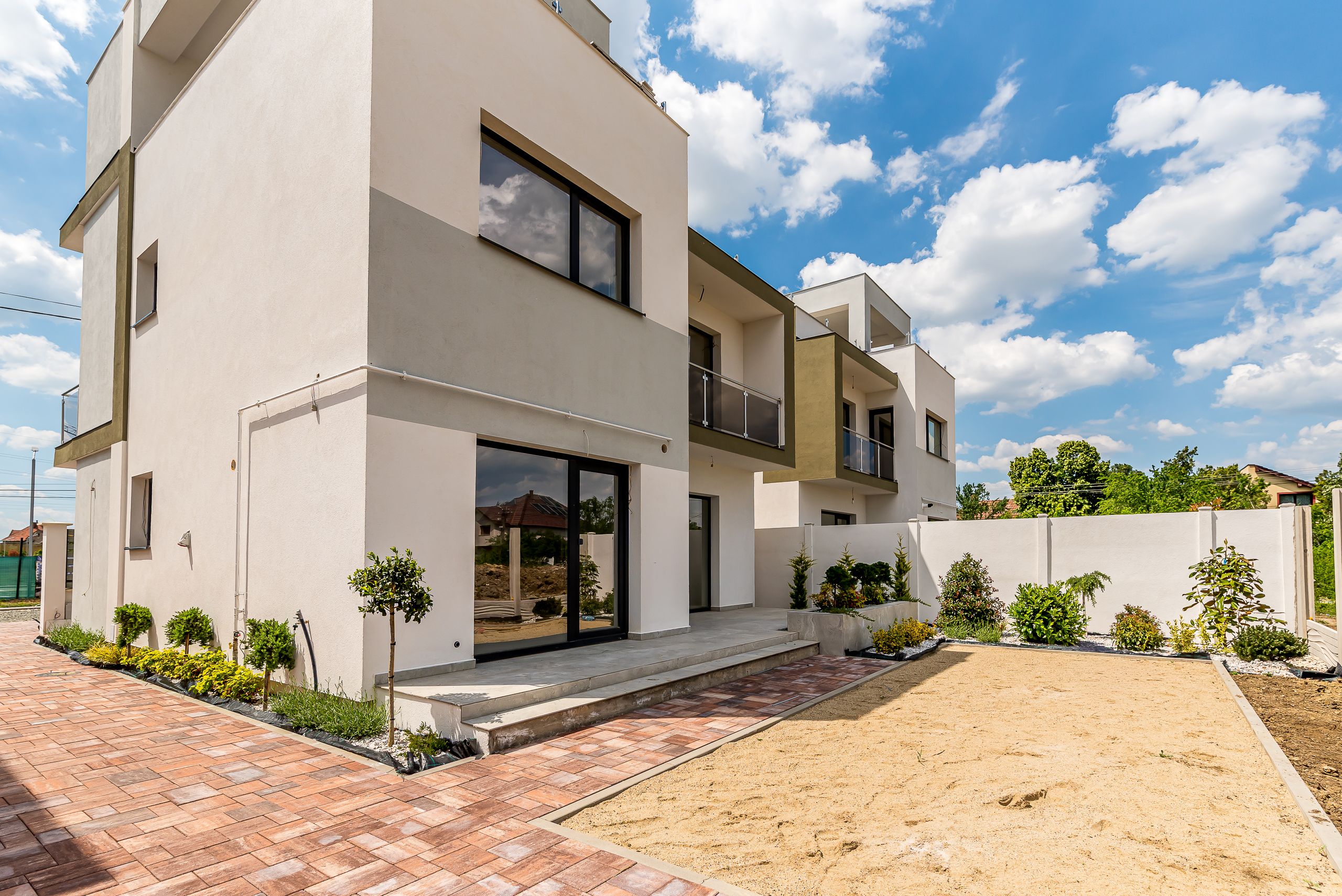 PREȚ PROMO! Casă nouă 2025 cu terasă rooftop – 5 camere, în Gai — fotografia 1