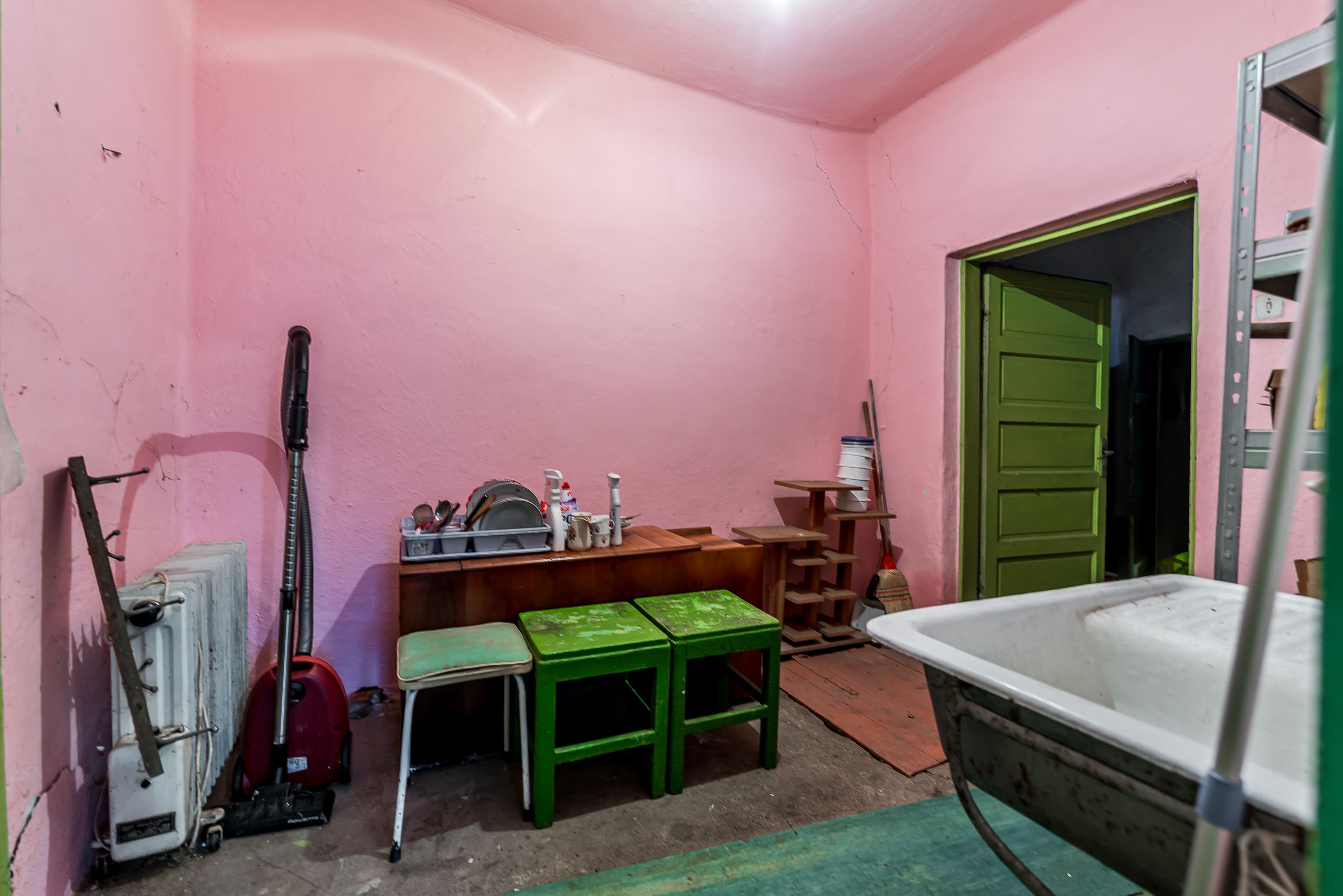 Casă și aproape 2500 mp livadă și teren — fotografia 10