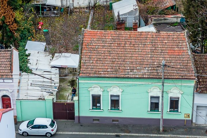 Casă în zonă liniștită, lângă Malul Mureșului cu 750 mp de teren — fotografia 2