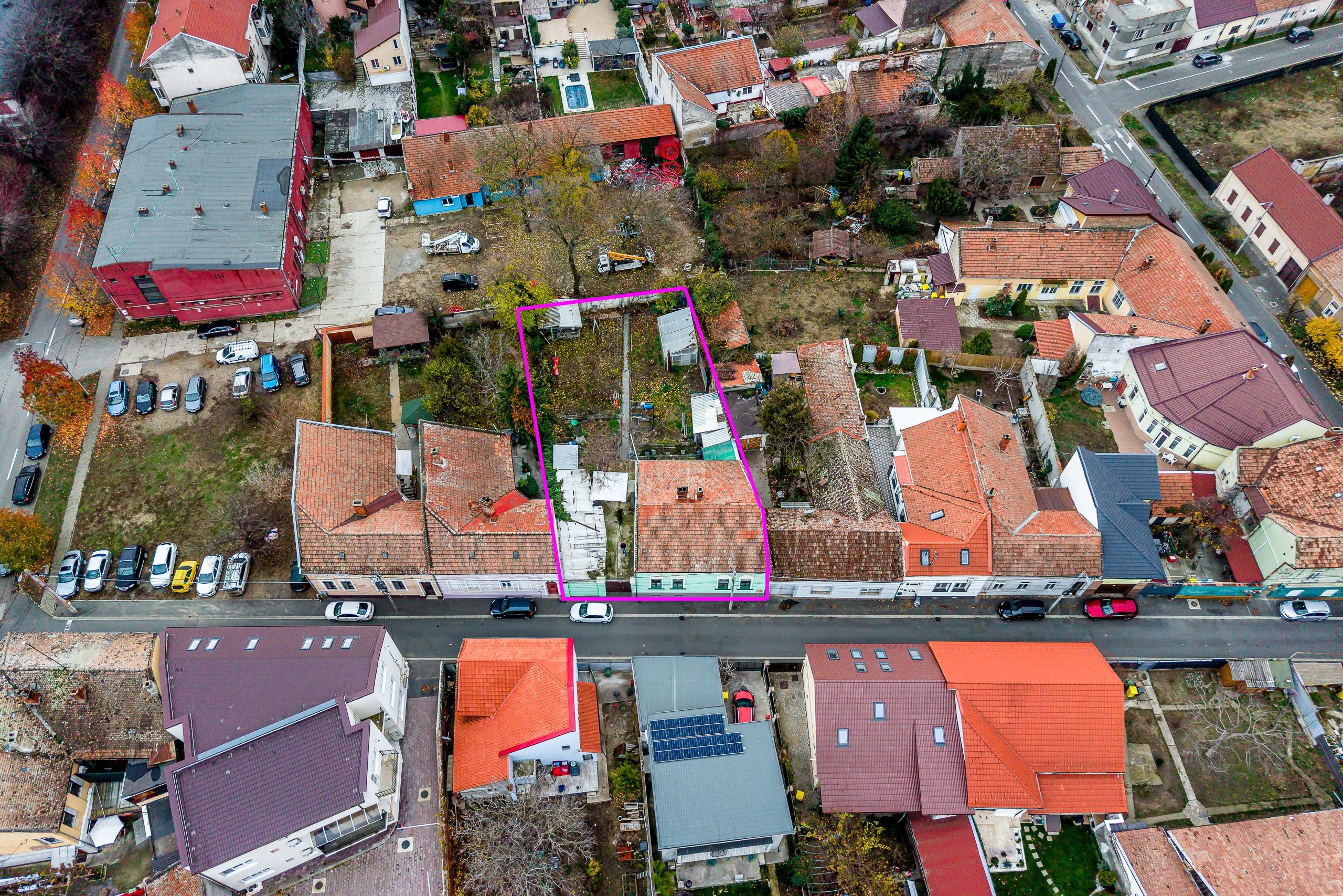 Casă în zonă liniștită, lângă Malul Mureșului cu 750 mp de teren