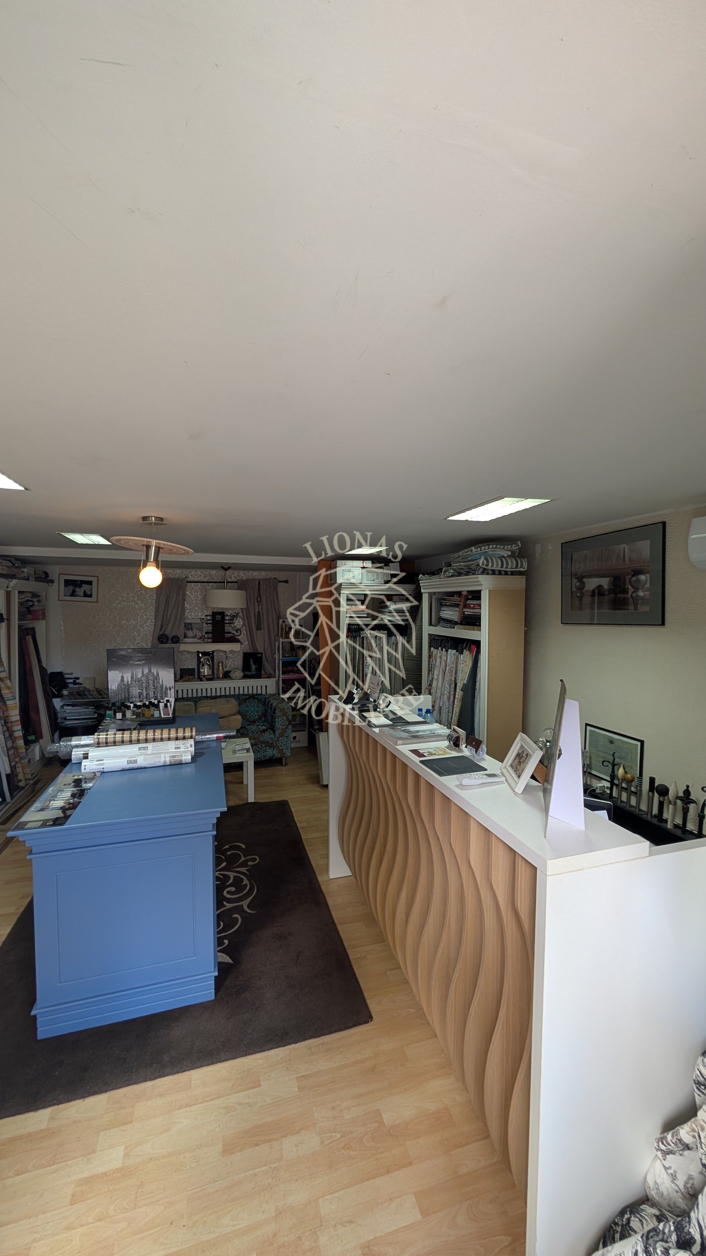 Spatiu comercial+Garsoniera 55,5 mp-parter-Zona Centrala