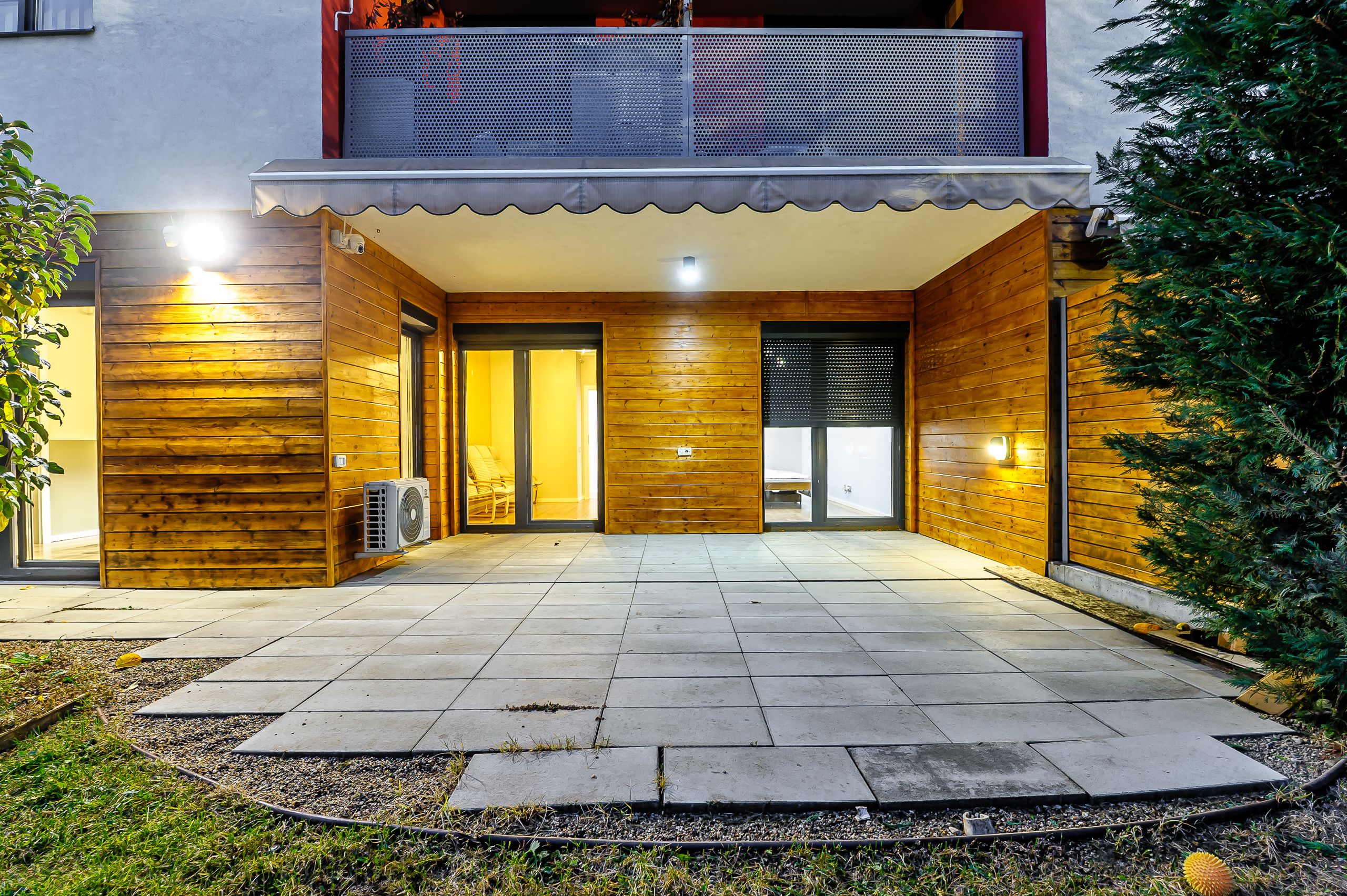 exkluzív ARED lakás saját kerttel és garázzsal – jutalék nélkül