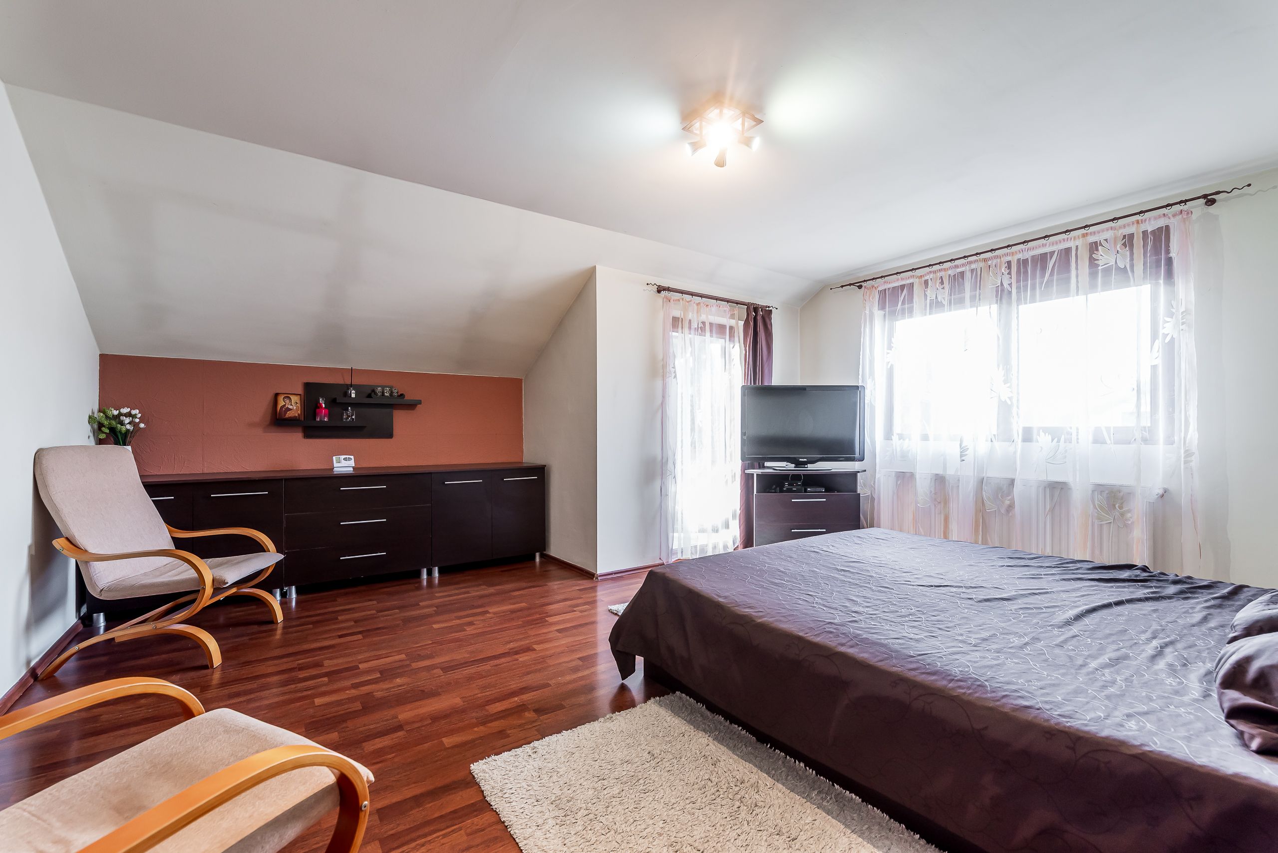 VILĂ MODERNĂ CU PISCINĂ, SAUNĂ- COMISION 0% – ARADUL NOU — fotografia 9