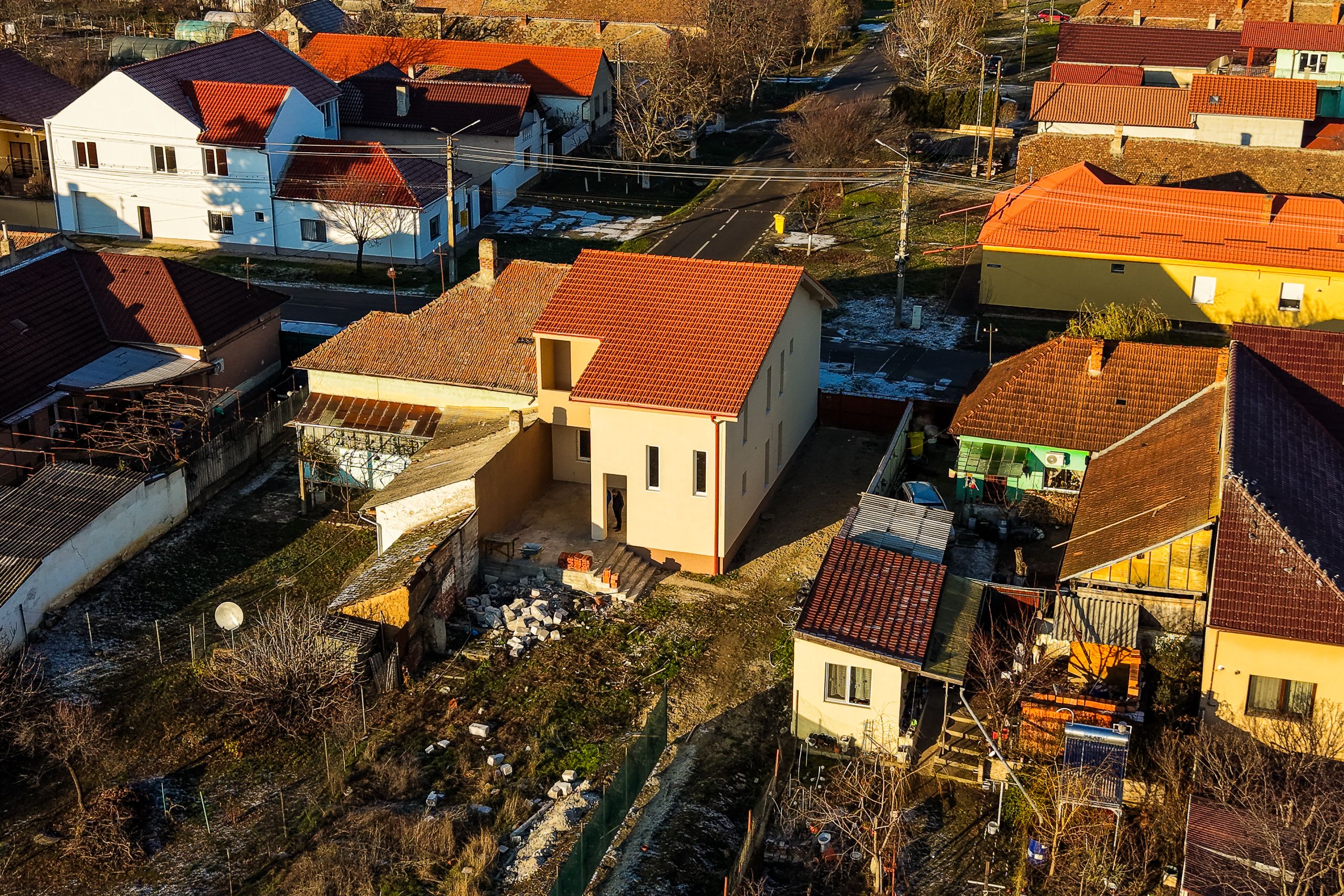 Casă nouă cu etaj semifinalizată, zonă liniștită în Aradul Nou — fotografia 10