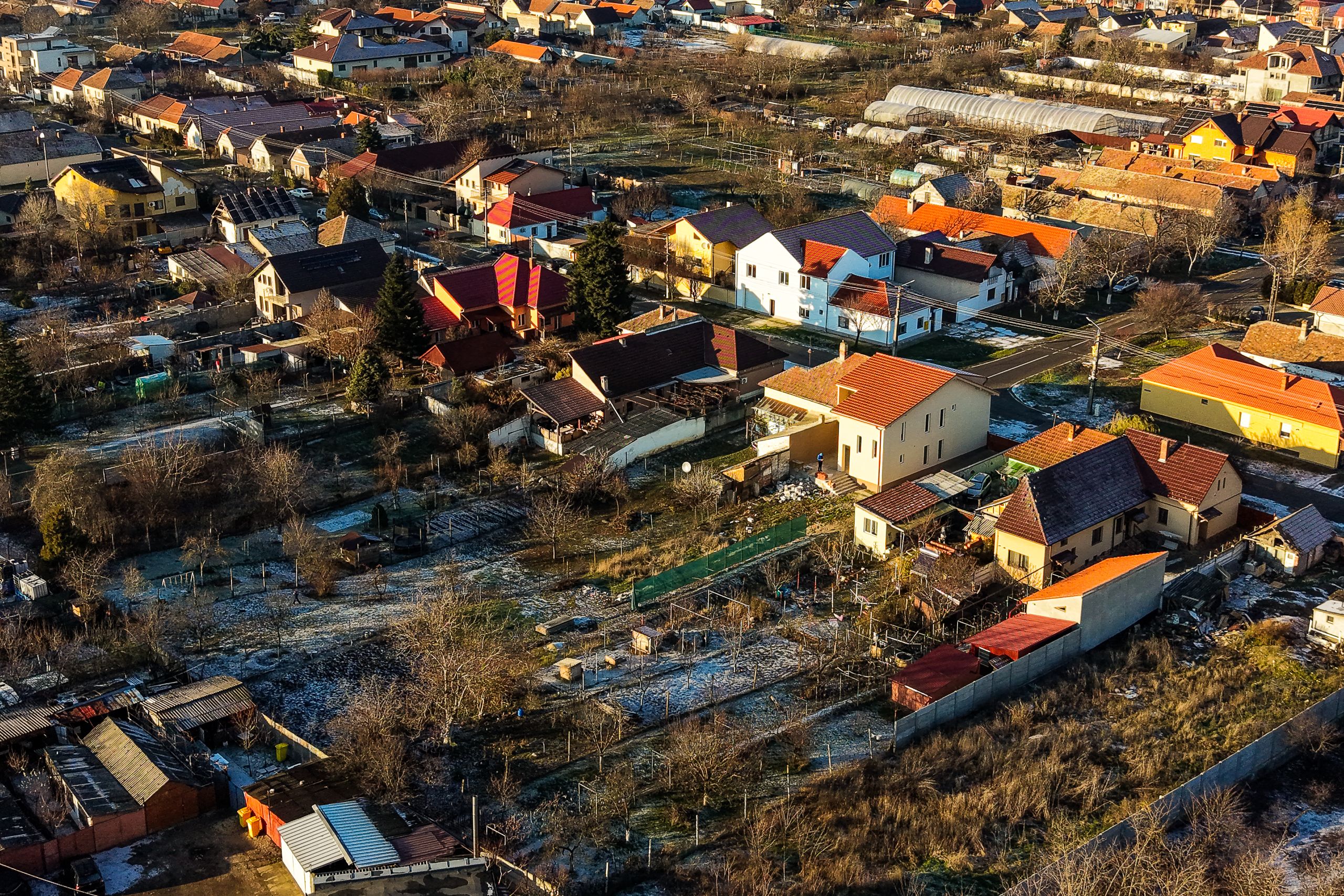 Casă nouă cu etaj semifinalizată, zonă liniștită în Aradul Nou — fotografia 7
