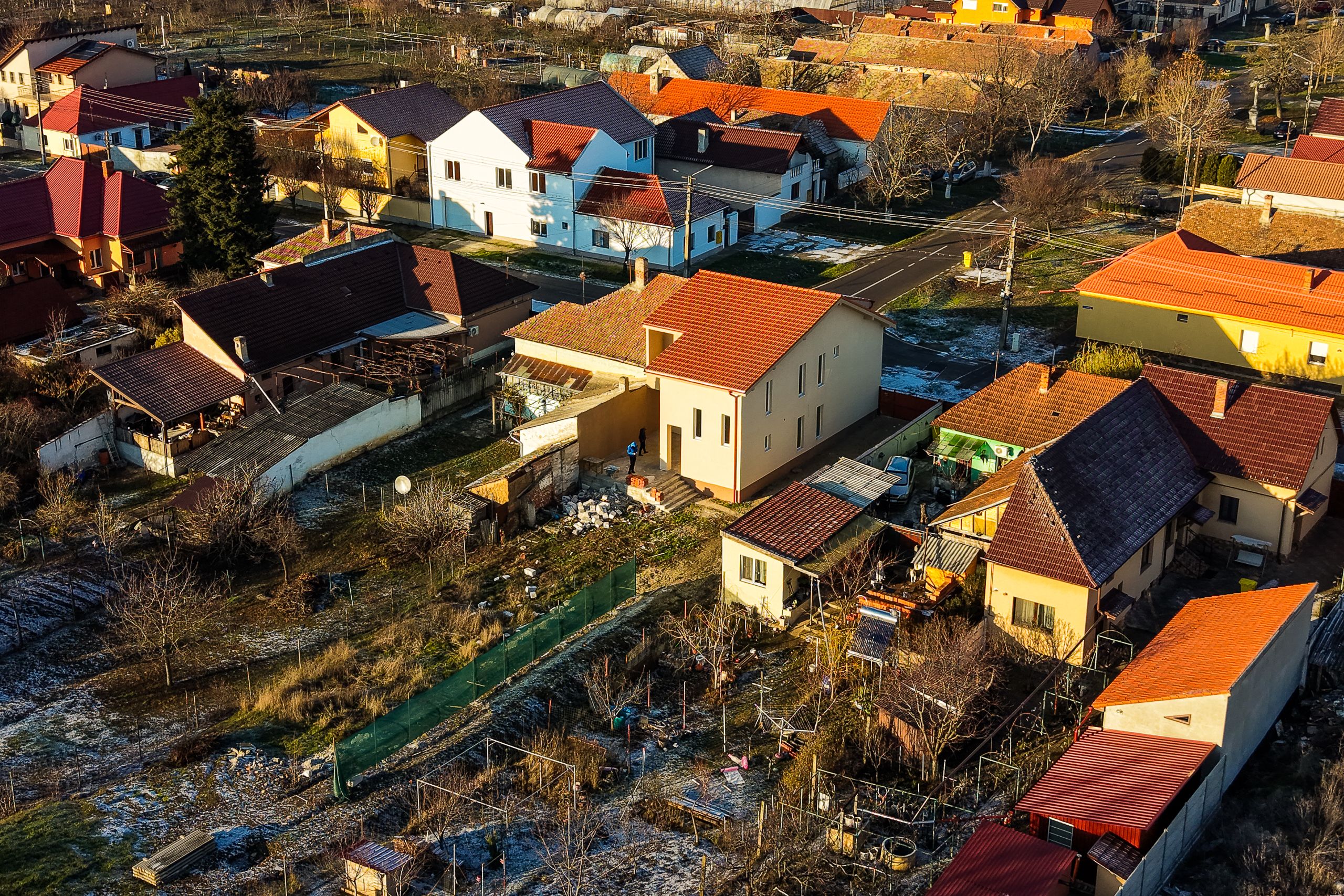 Casă nouă cu etaj semifinalizată, zonă liniștită în Aradul Nou — fotografia 11
