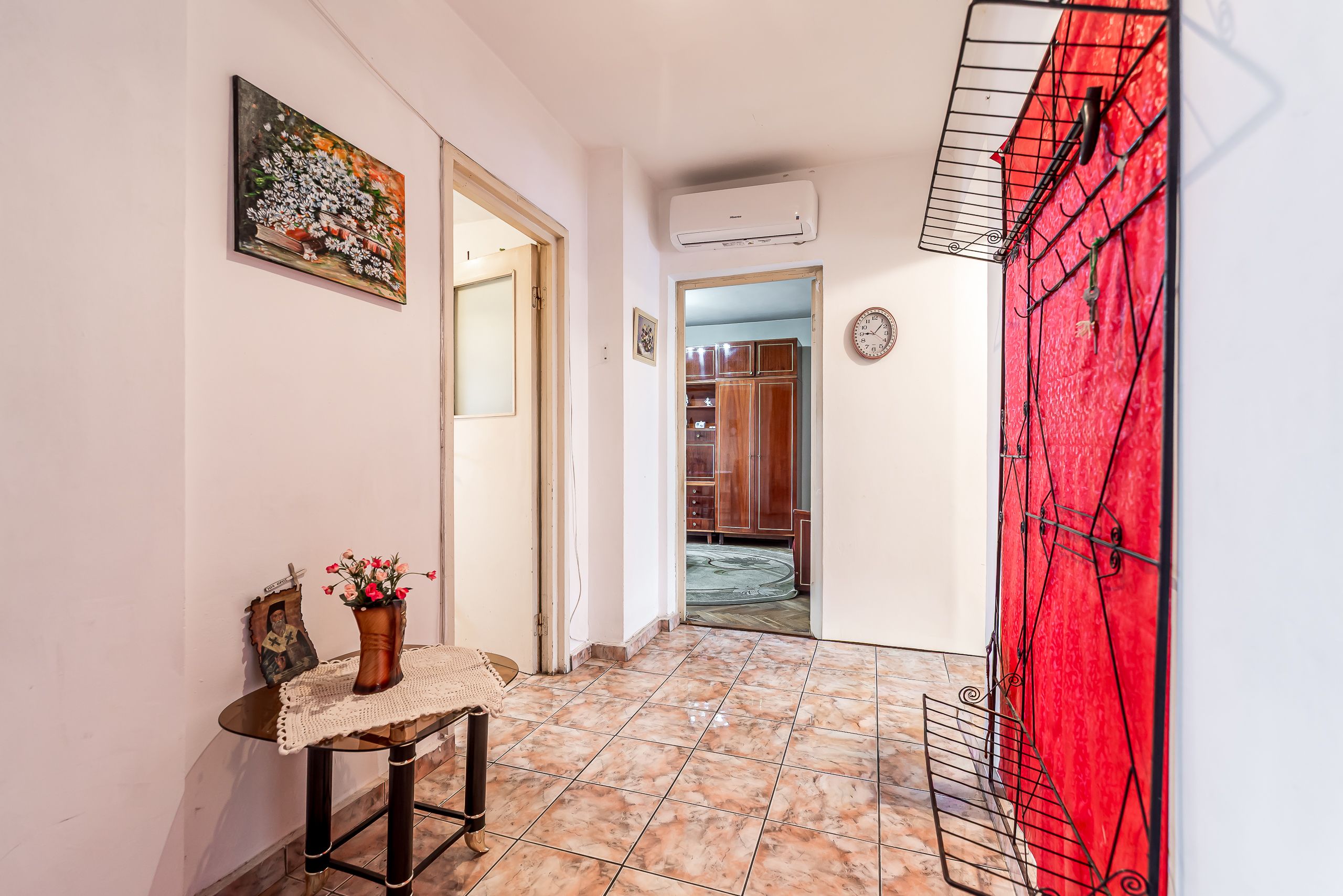 Apartament cu 4 camere decomandat cu vedere panoramica — fotografia 5