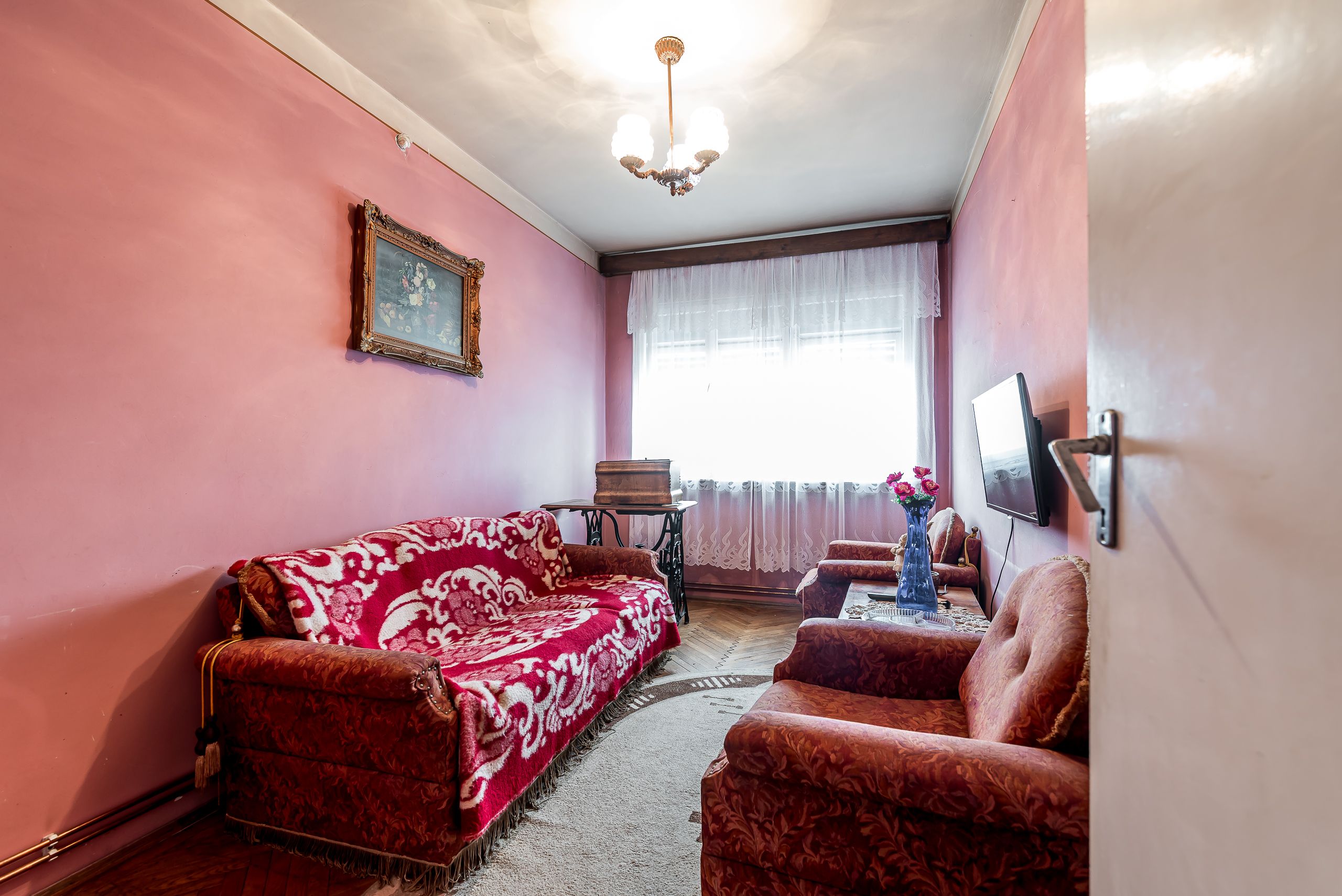 Apartament cu 4 camere decomandat cu vedere panoramica — fotografia 7