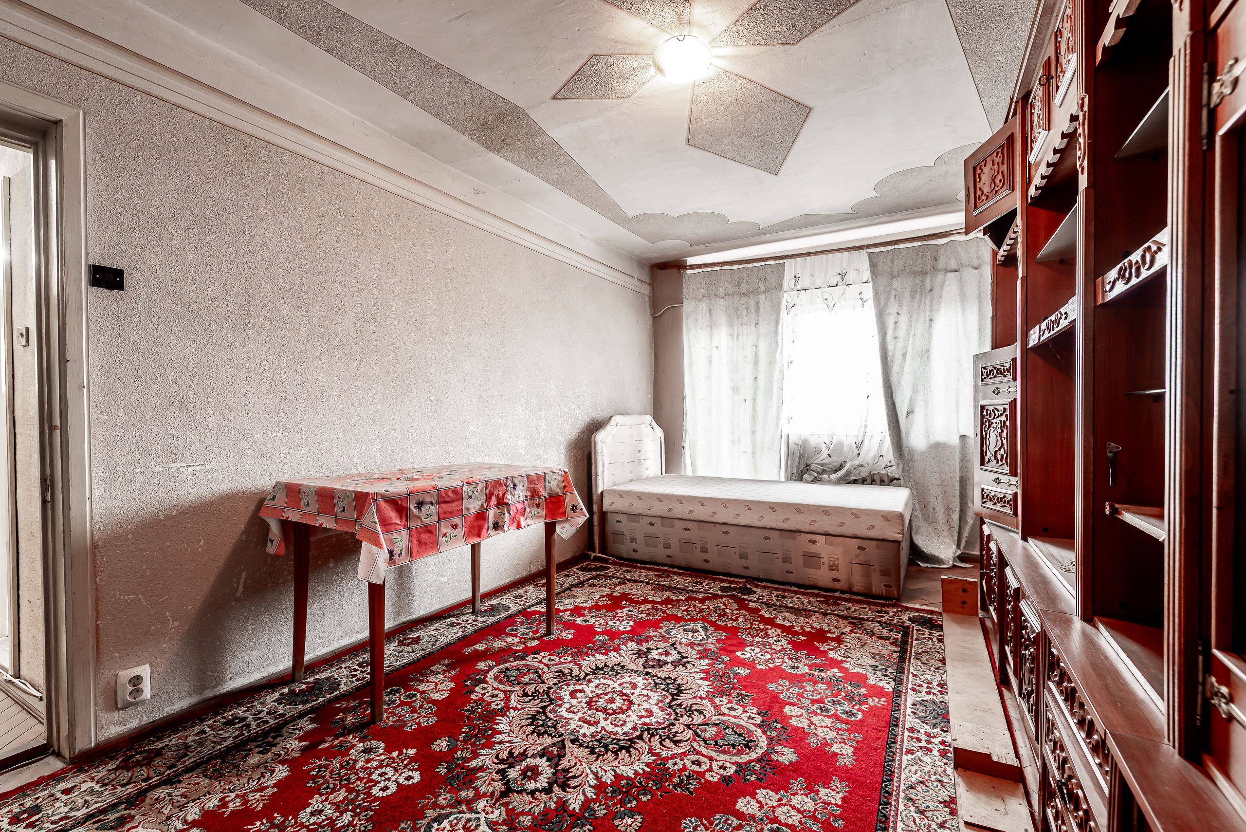 Apartament spatios in centrul orasului Chisineu Cris — fotografia 6