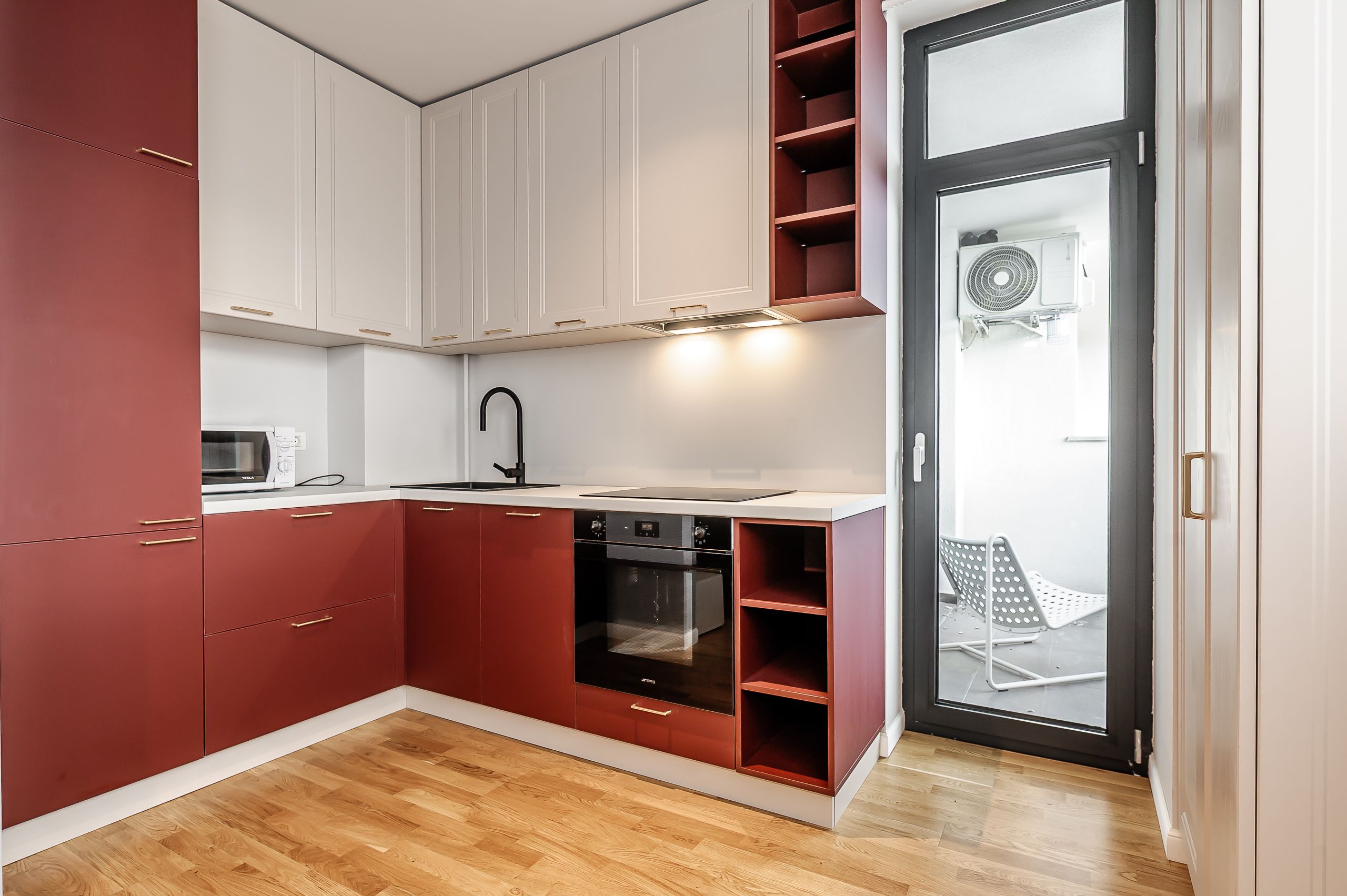 XCity Towers: 3 camere modern, etaj 2, living generos — fotografia 7