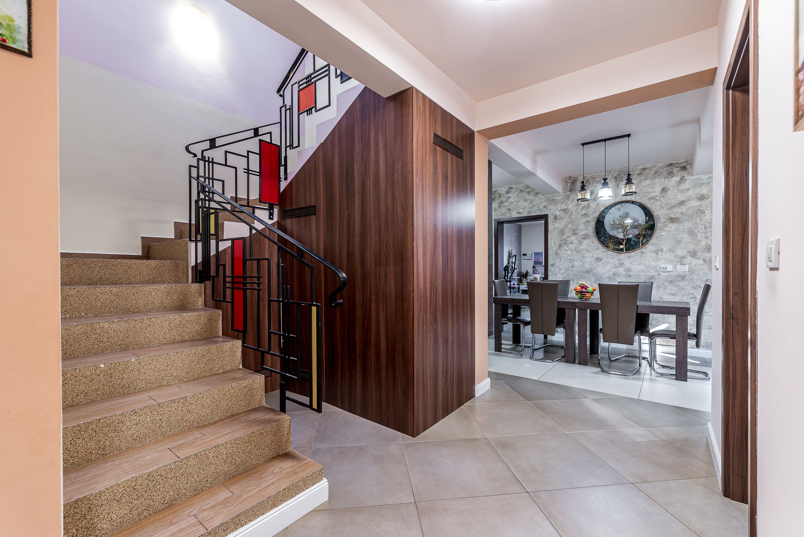 Aradul Nou | 4 dormitoare | teren 720 mp | garaj dublu — fotografia 9