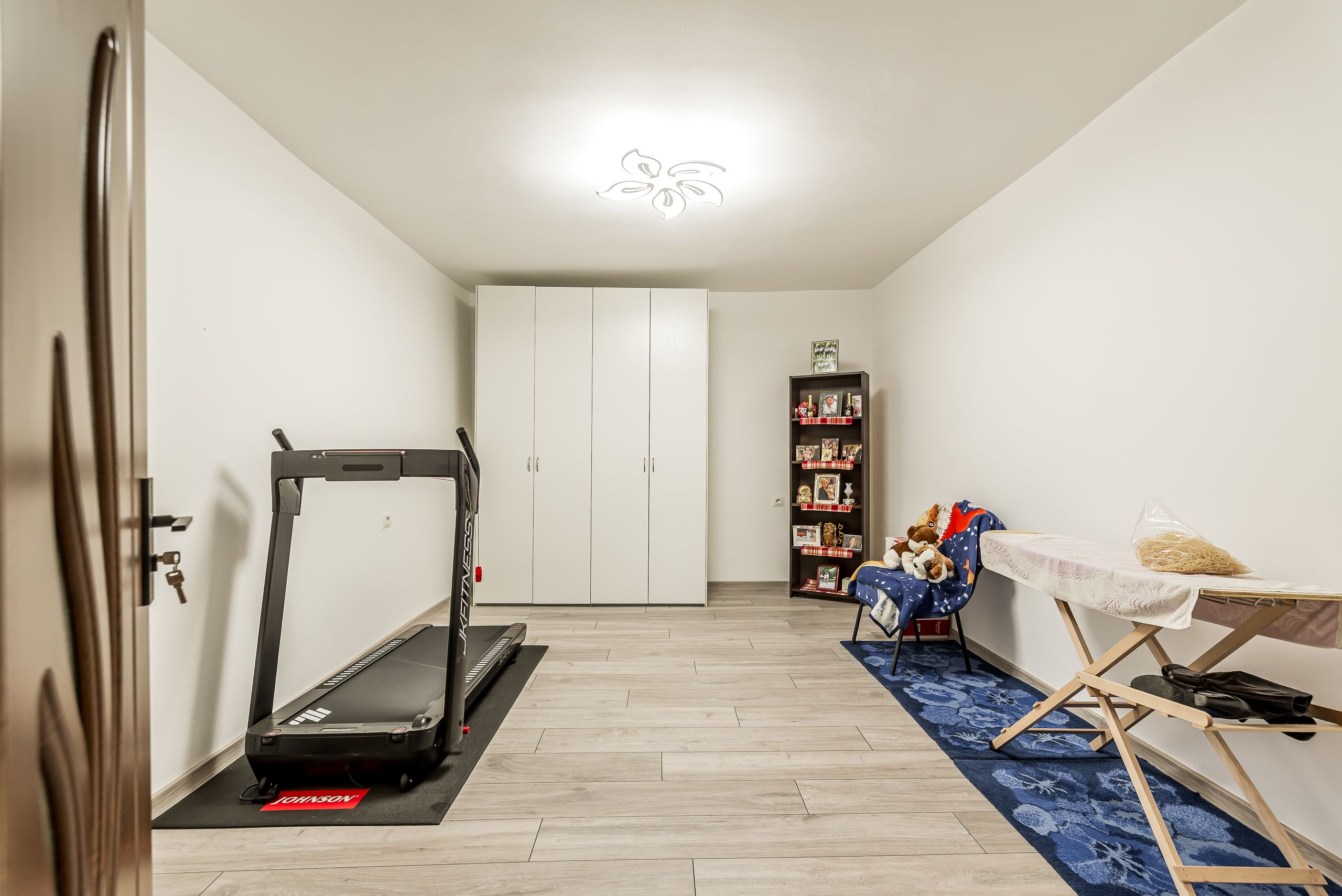 Casă în Vinga – restaurată Integral 2025 | 3 camere | utilități — fotografia 9
