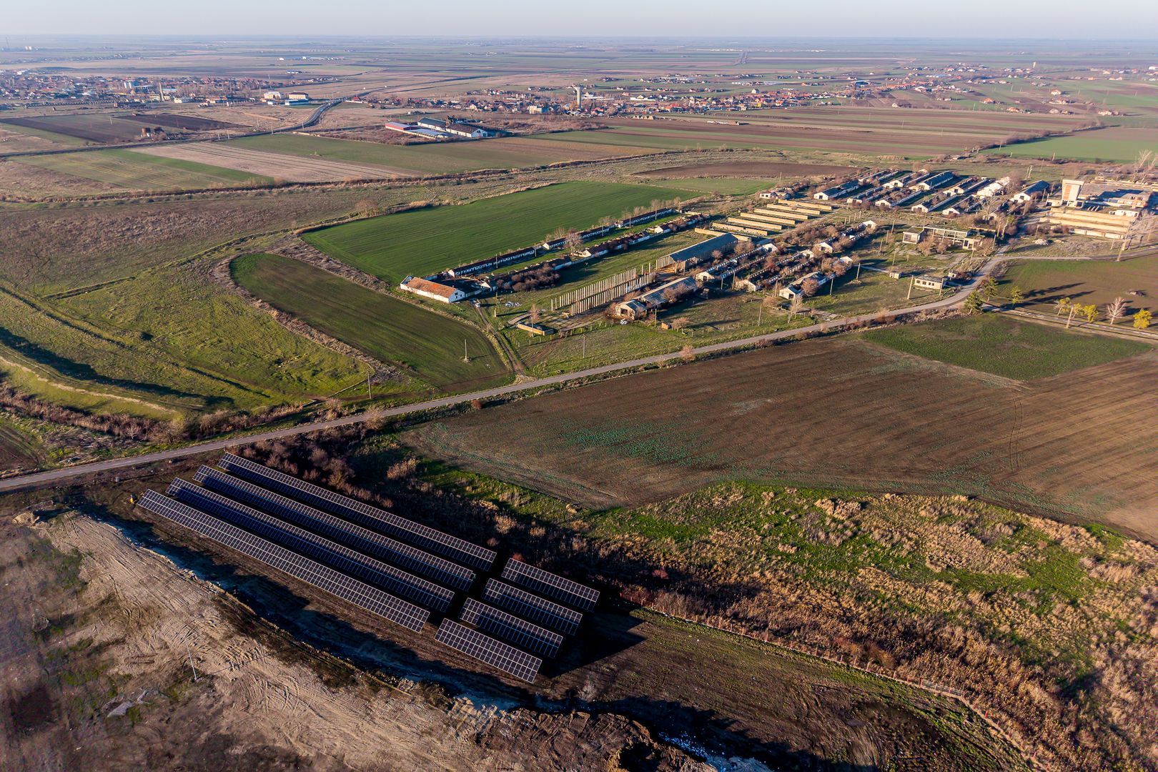 NĂDLAC | Teren 1.15 HA lângă Autostradă | 2.500mp Hale — fotografia 5