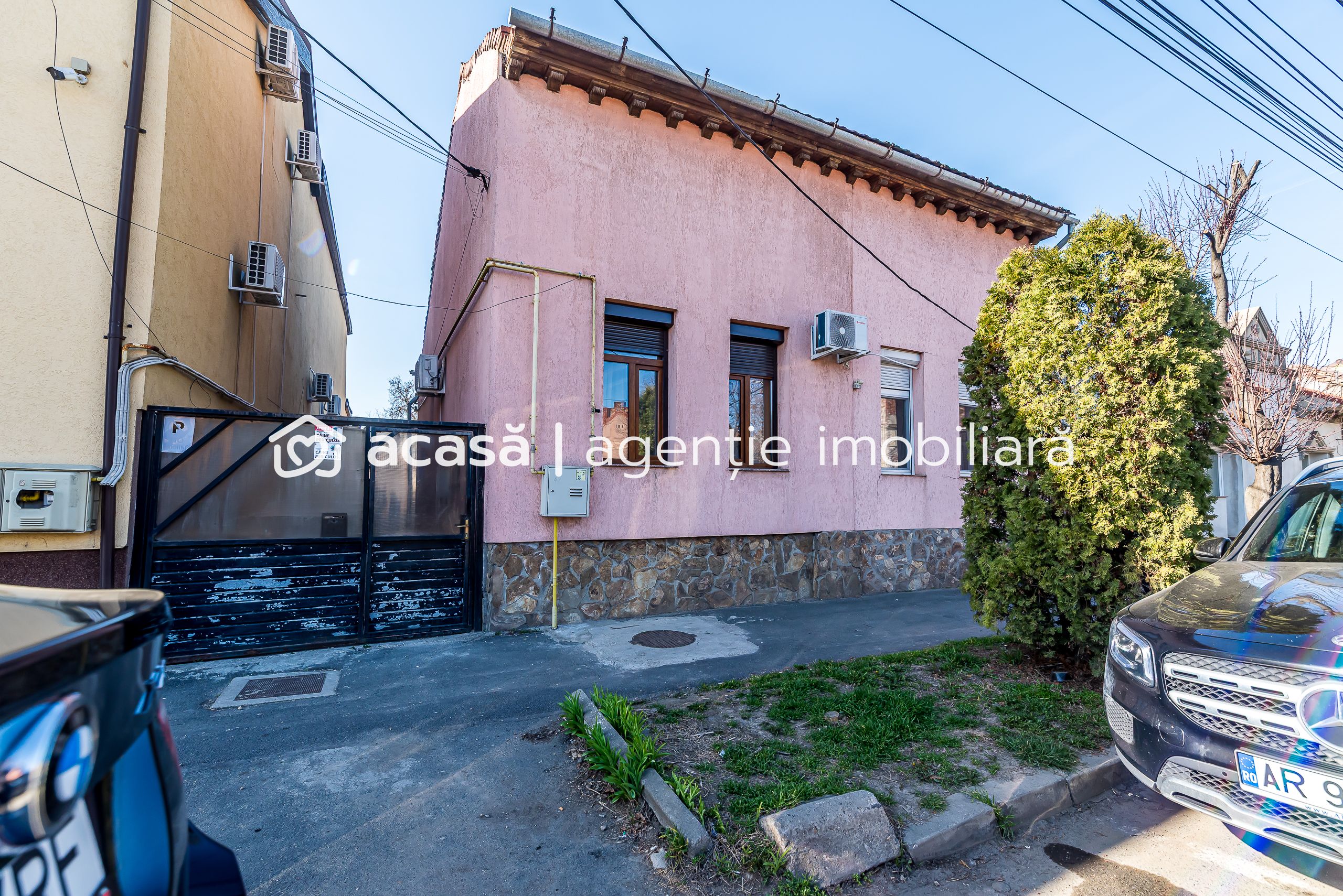 2 szobás lakás Pernyáva negyedben, Arad